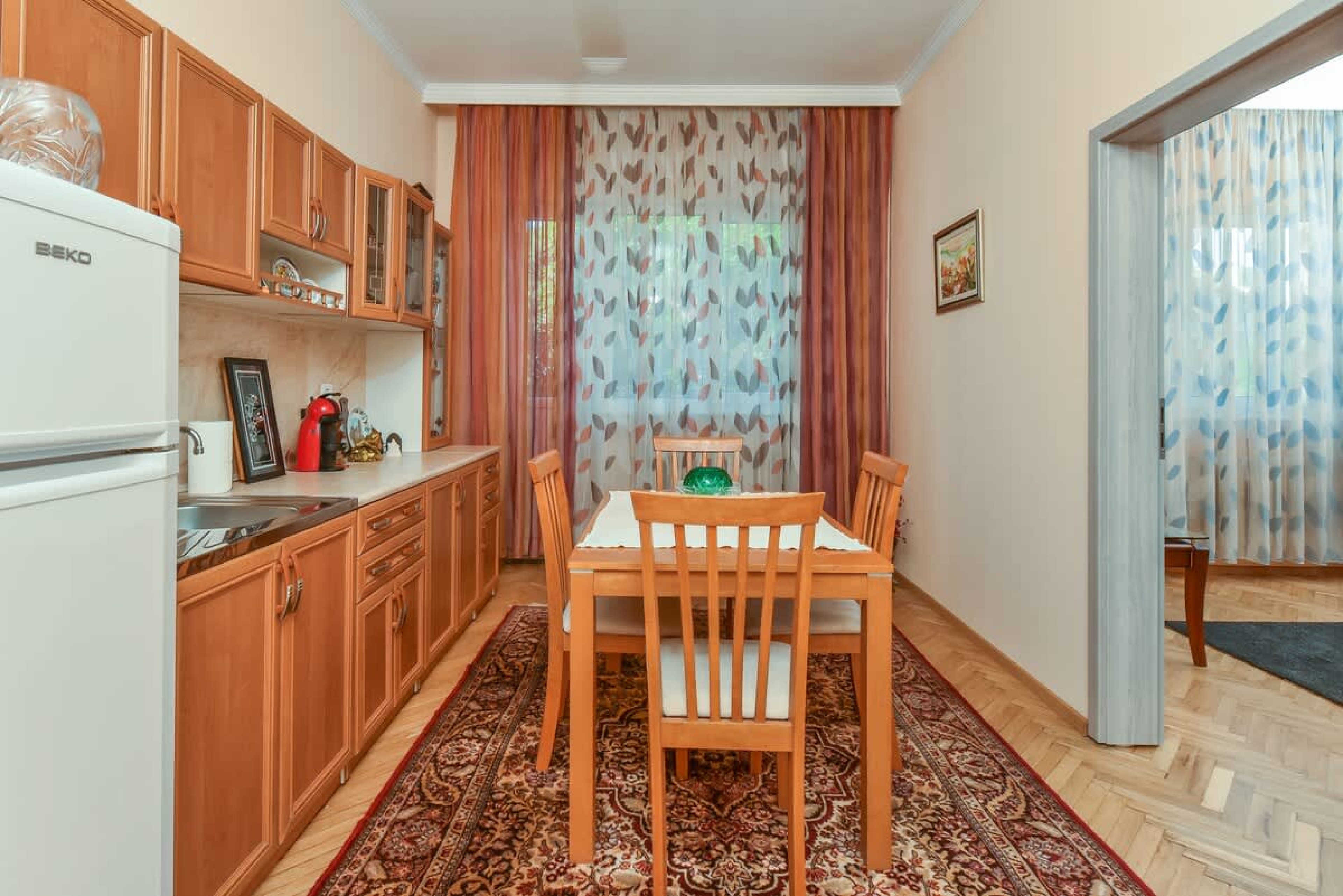 Scoutaround White Logo