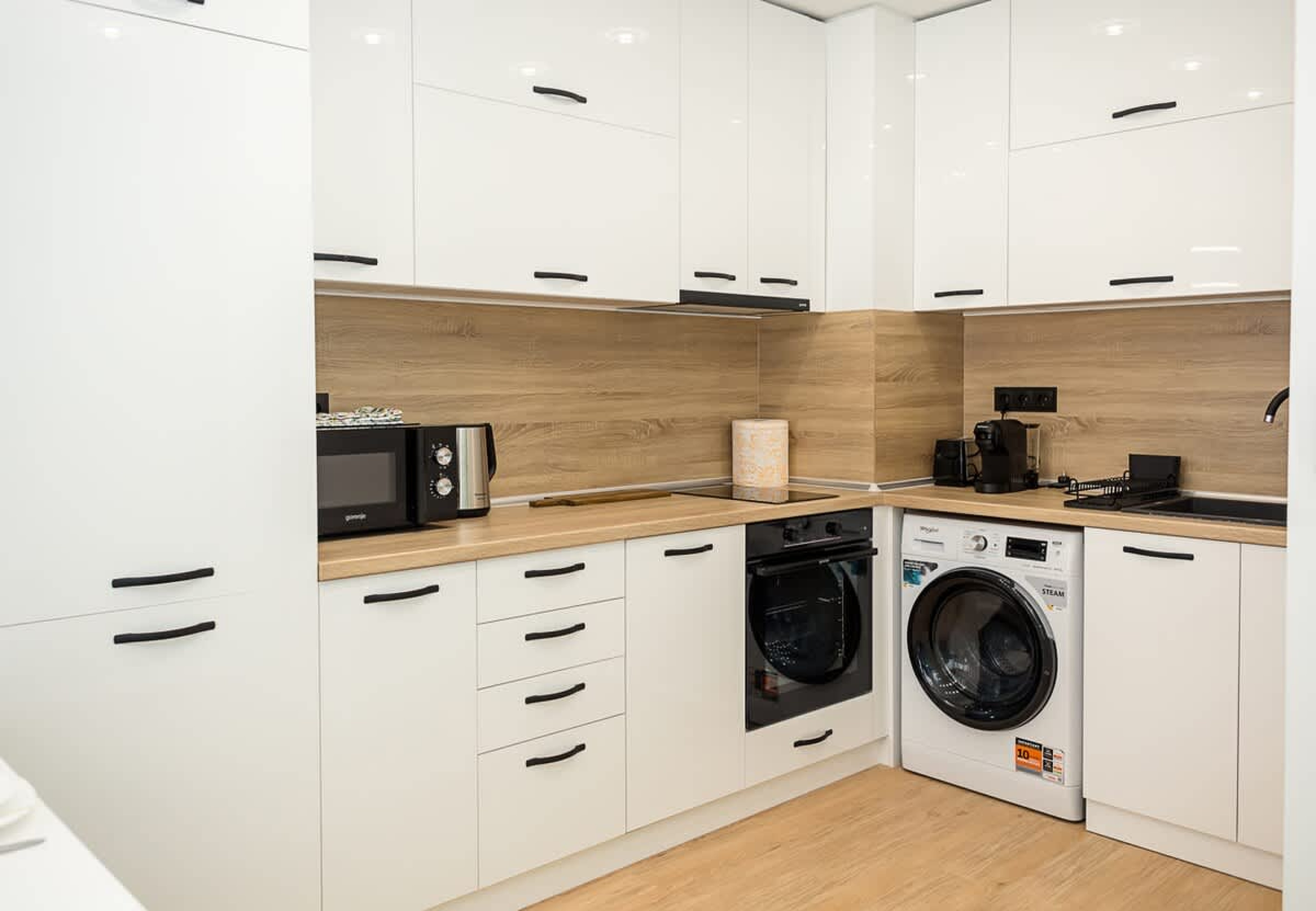 Scoutaround White Logo