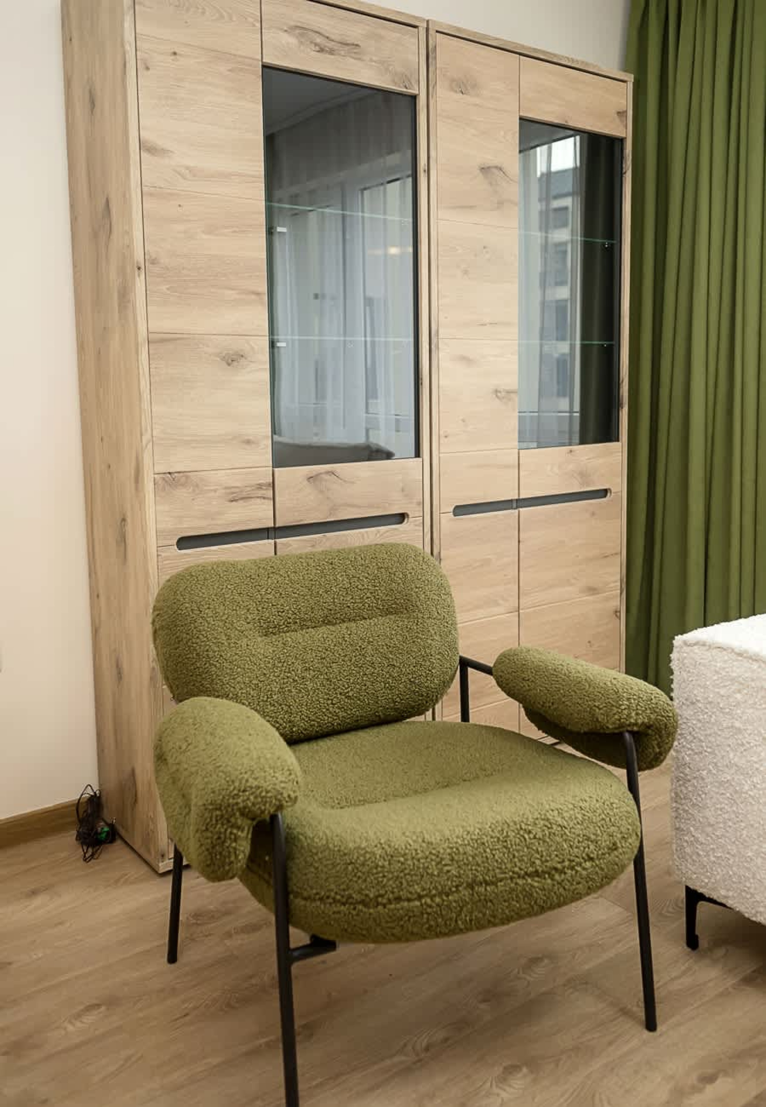 Scoutaround White Logo