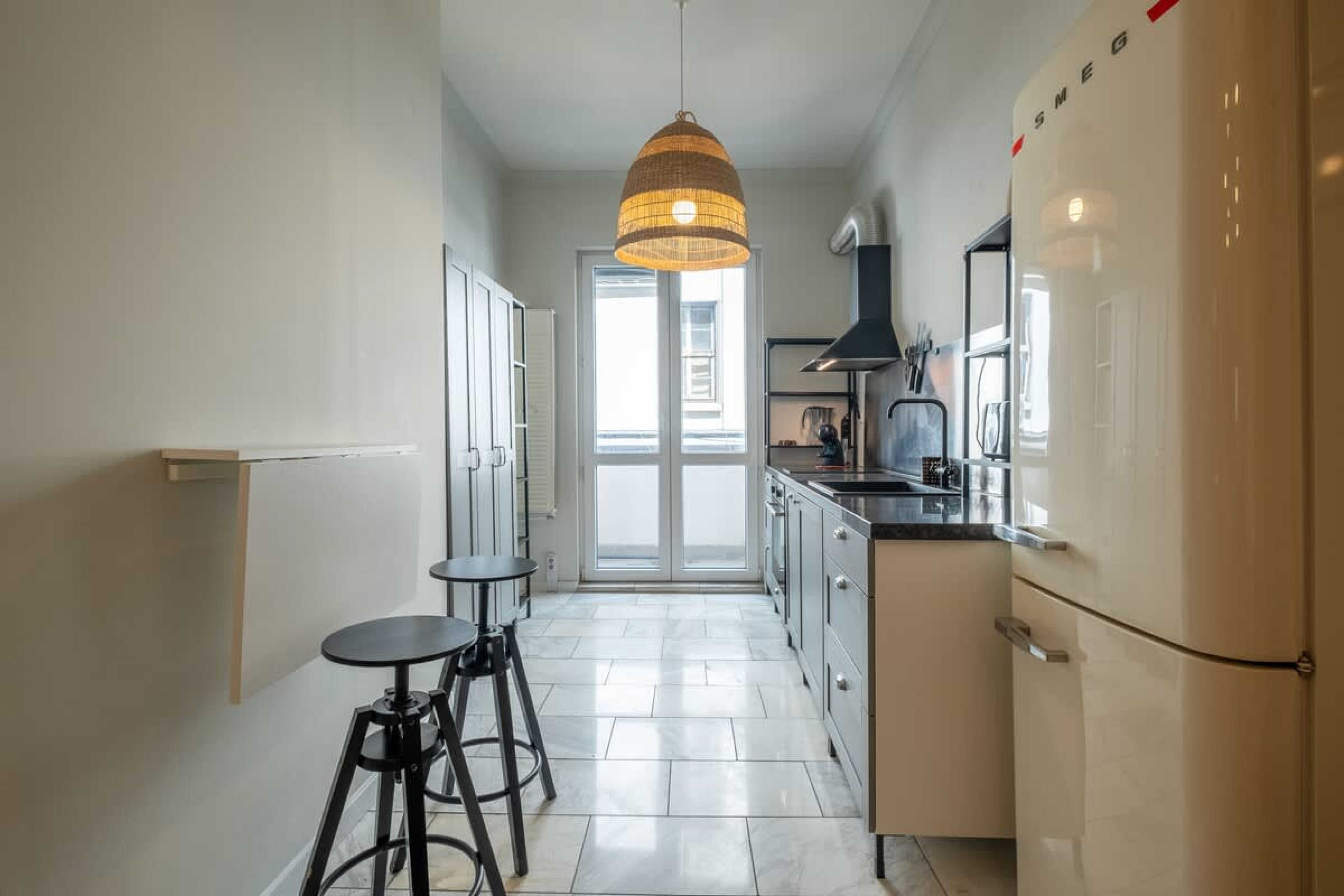 Scoutaround White Logo