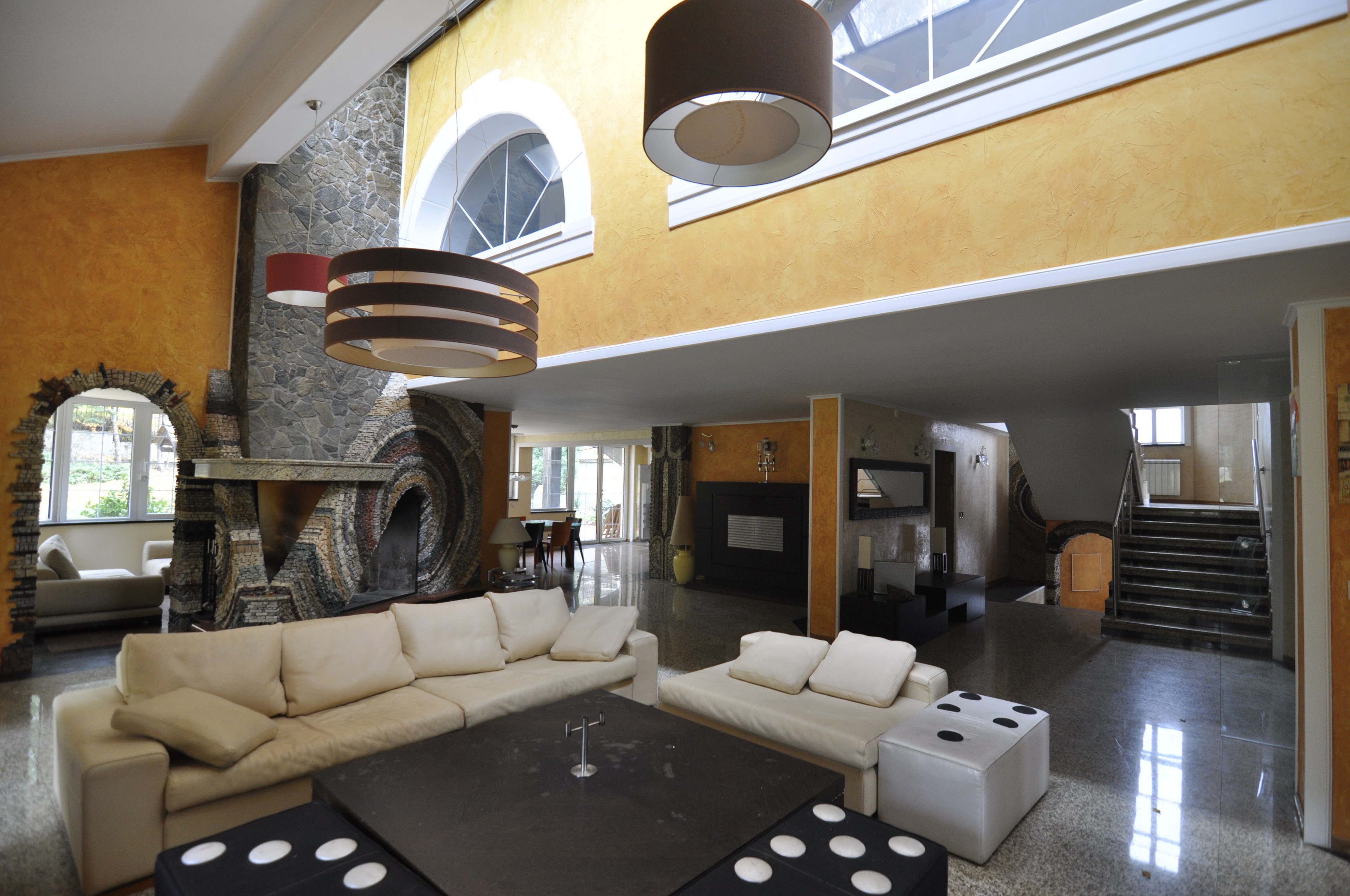 Scoutaround White Logo