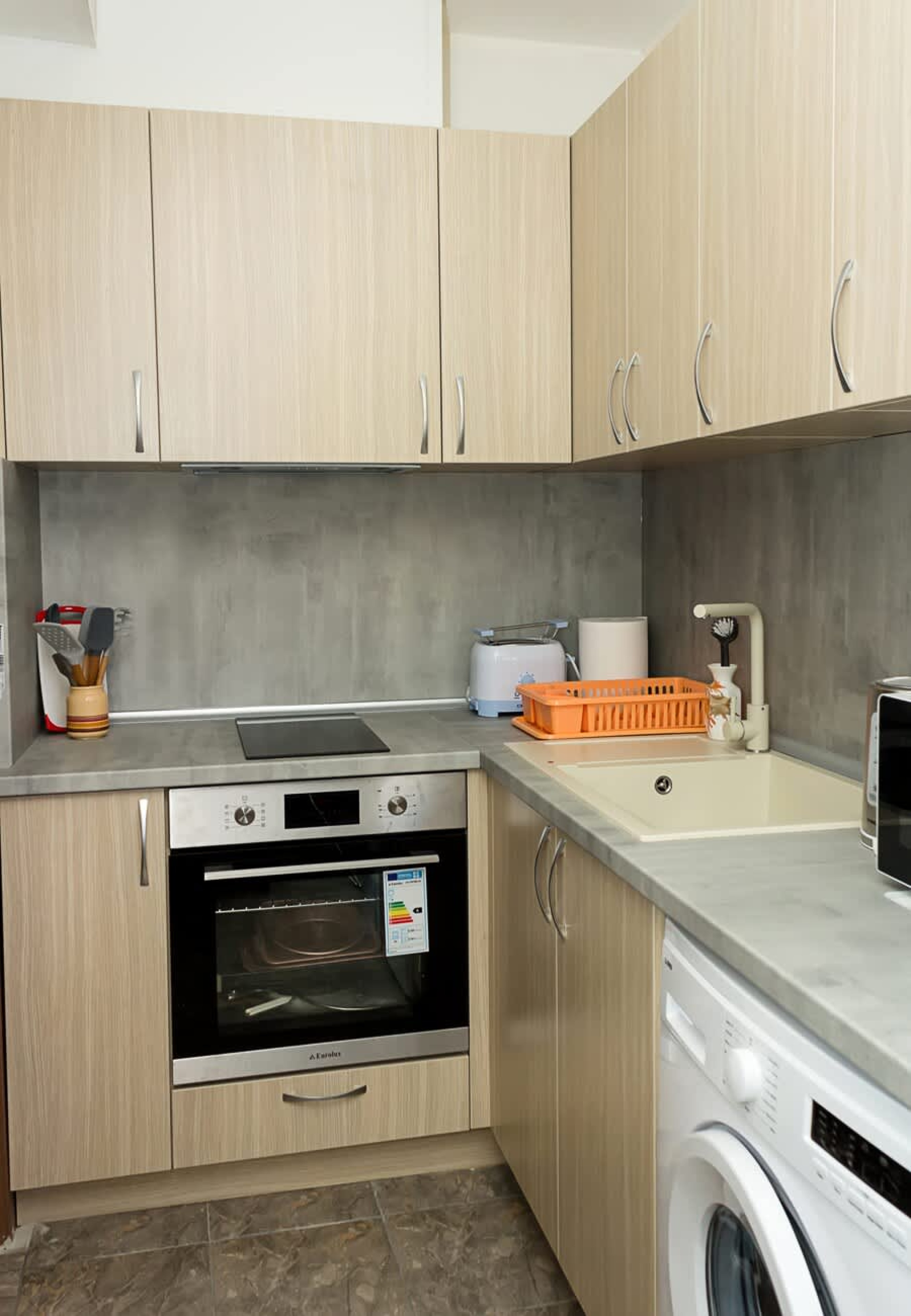 Scoutaround White Logo