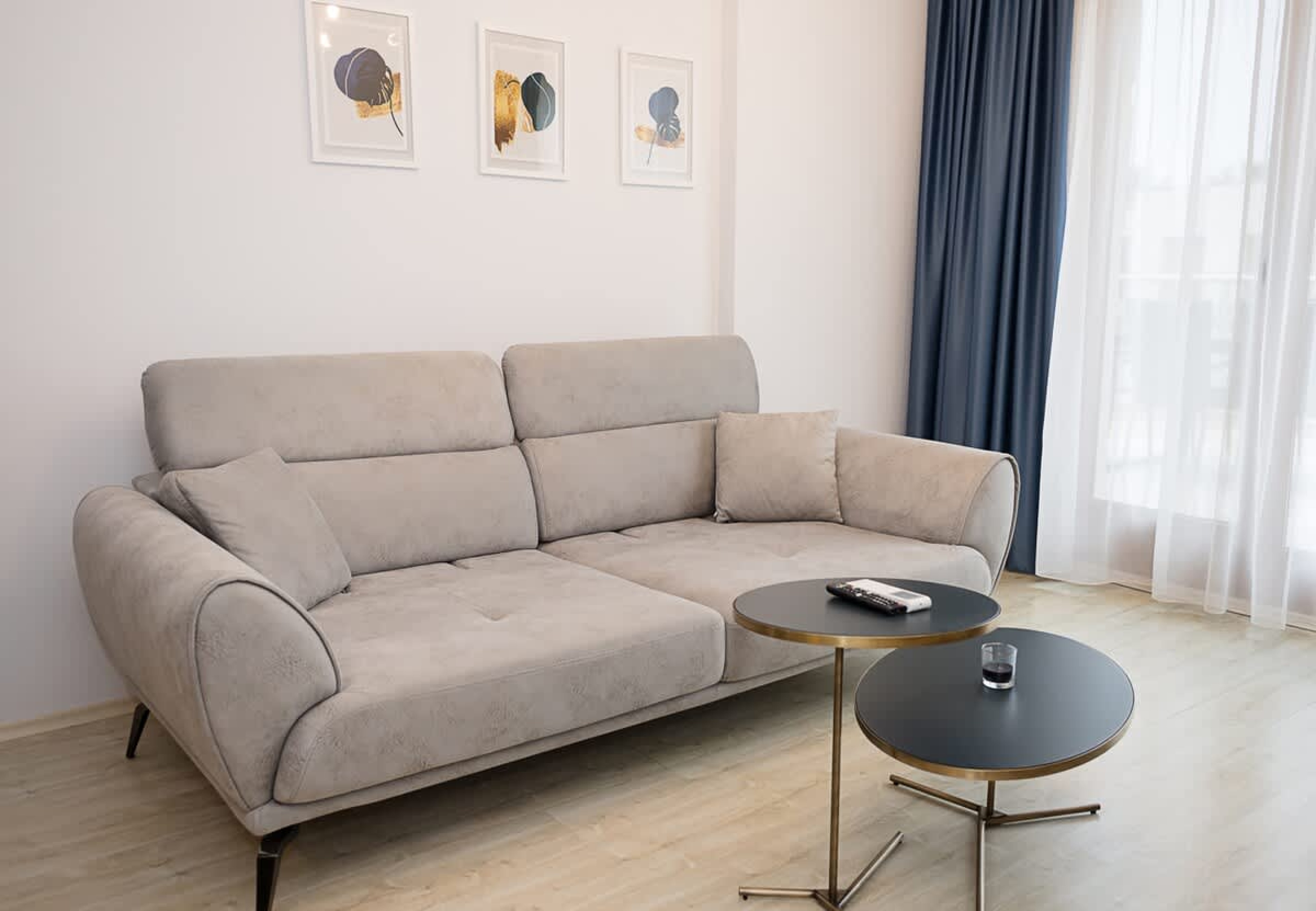 Scoutaround White Logo