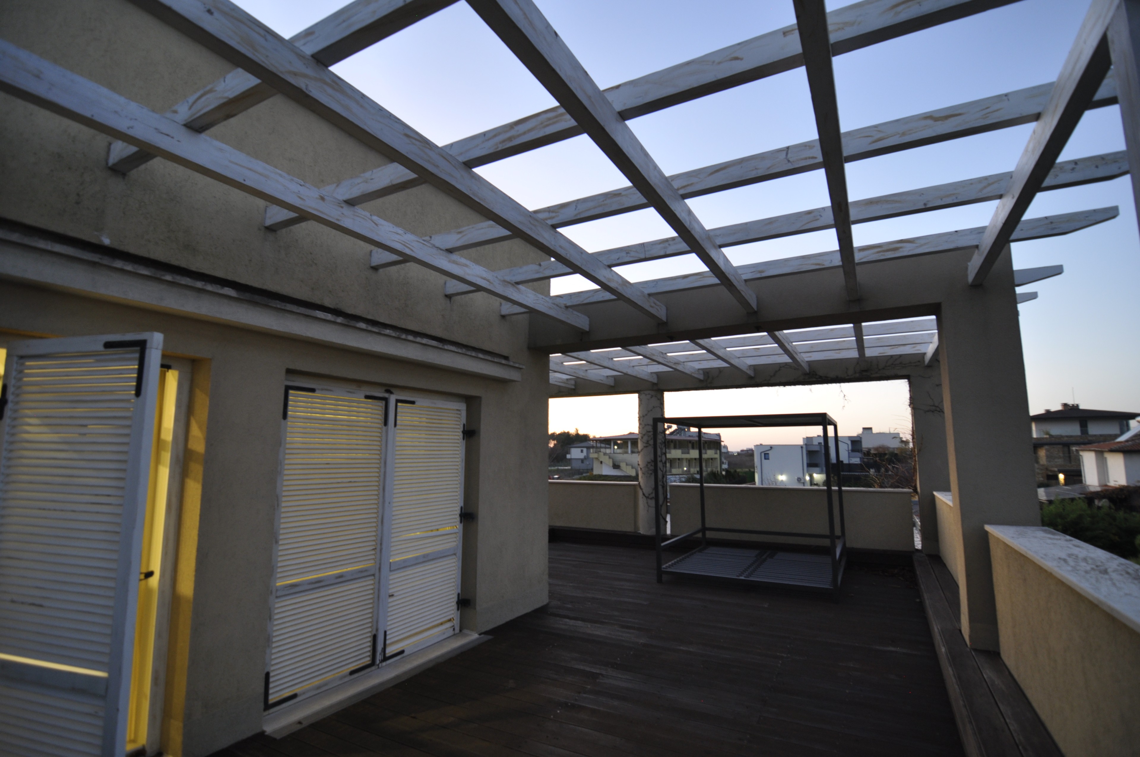 Scoutaround White Logo