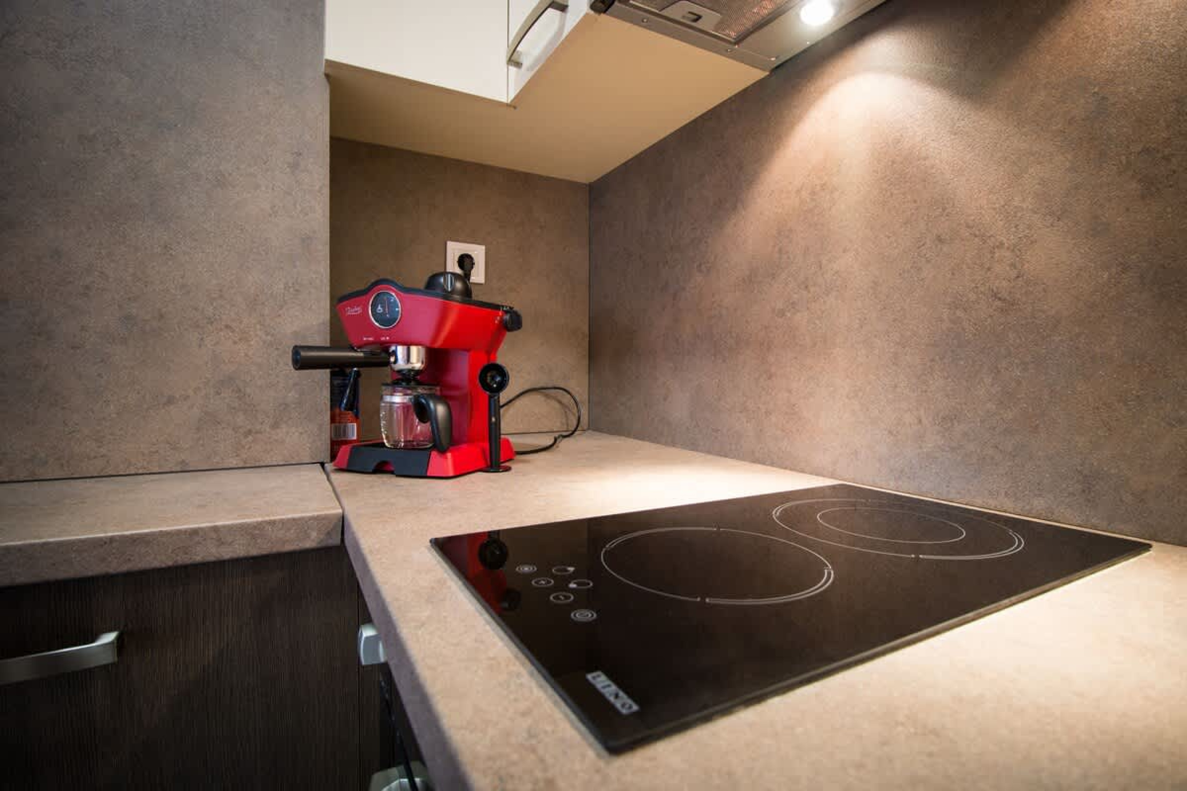 Scoutaround White Logo