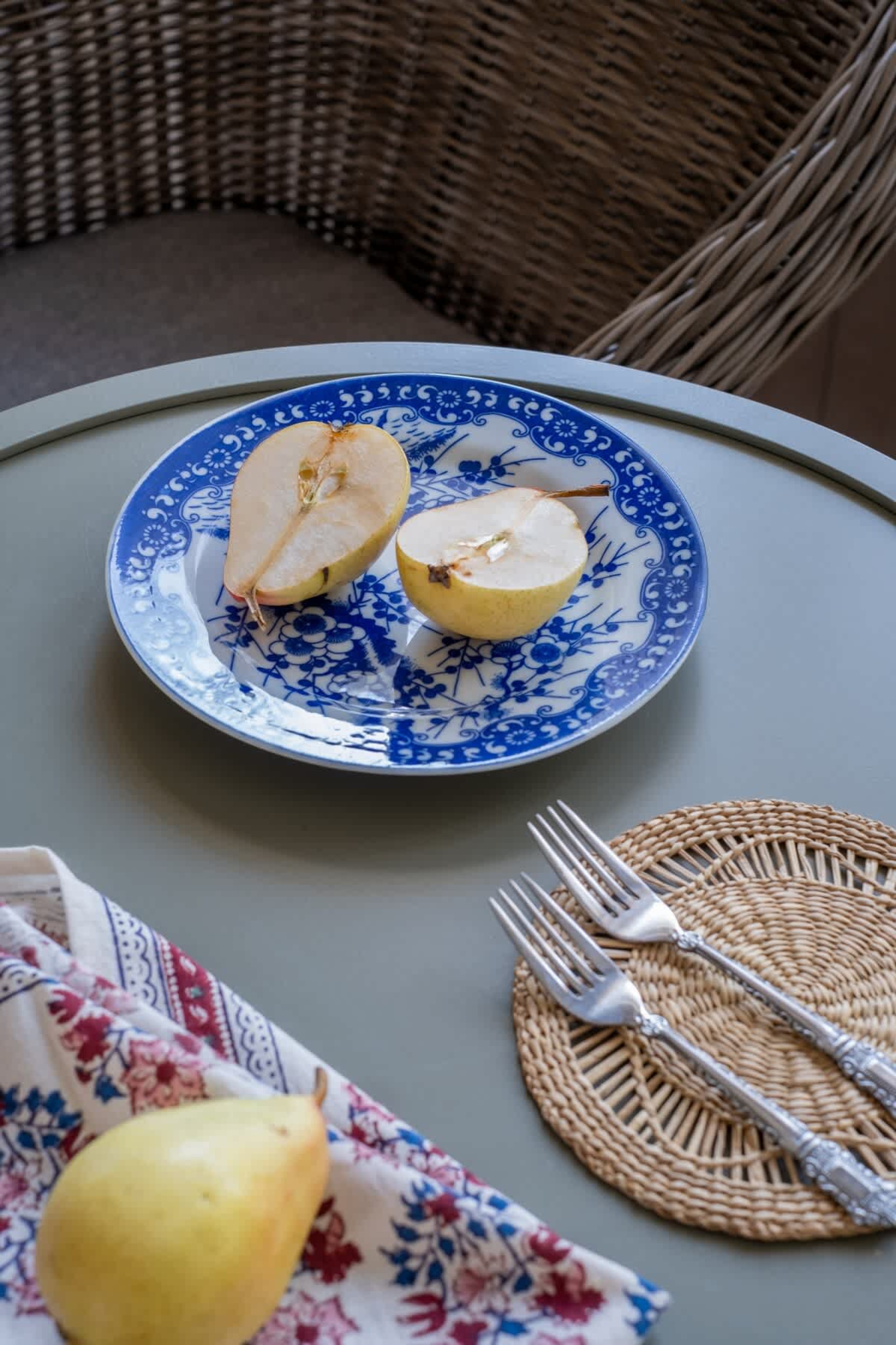 Scoutaround White Logo