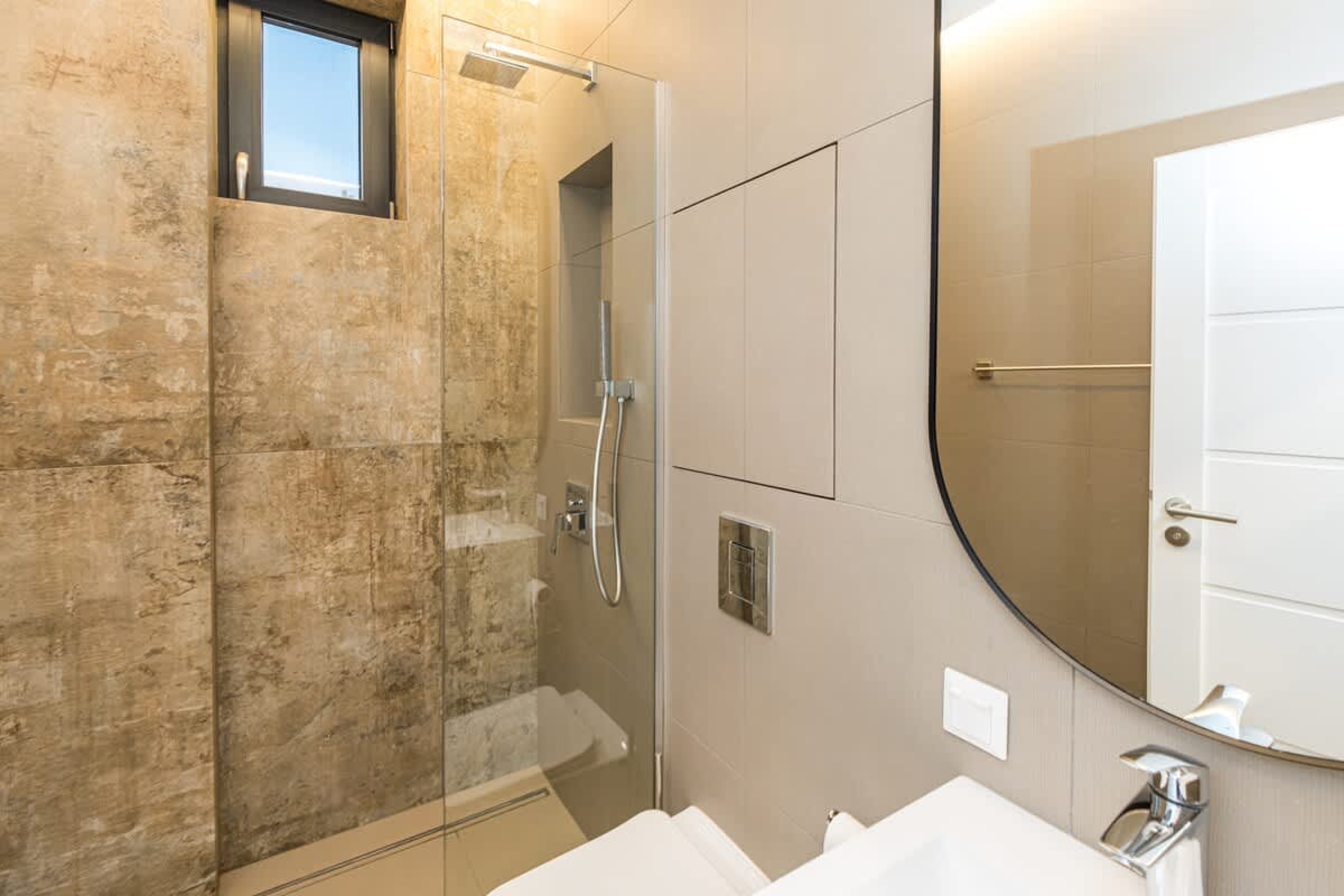 North 21 - Brand New Modern Apt in Sofia Center - Photo 15