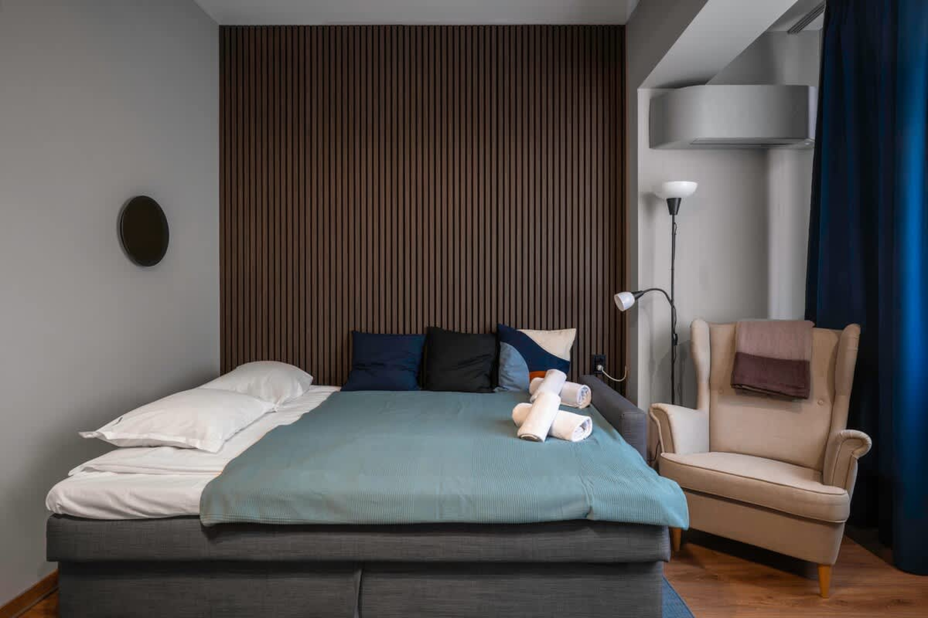 Scoutaround White Logo