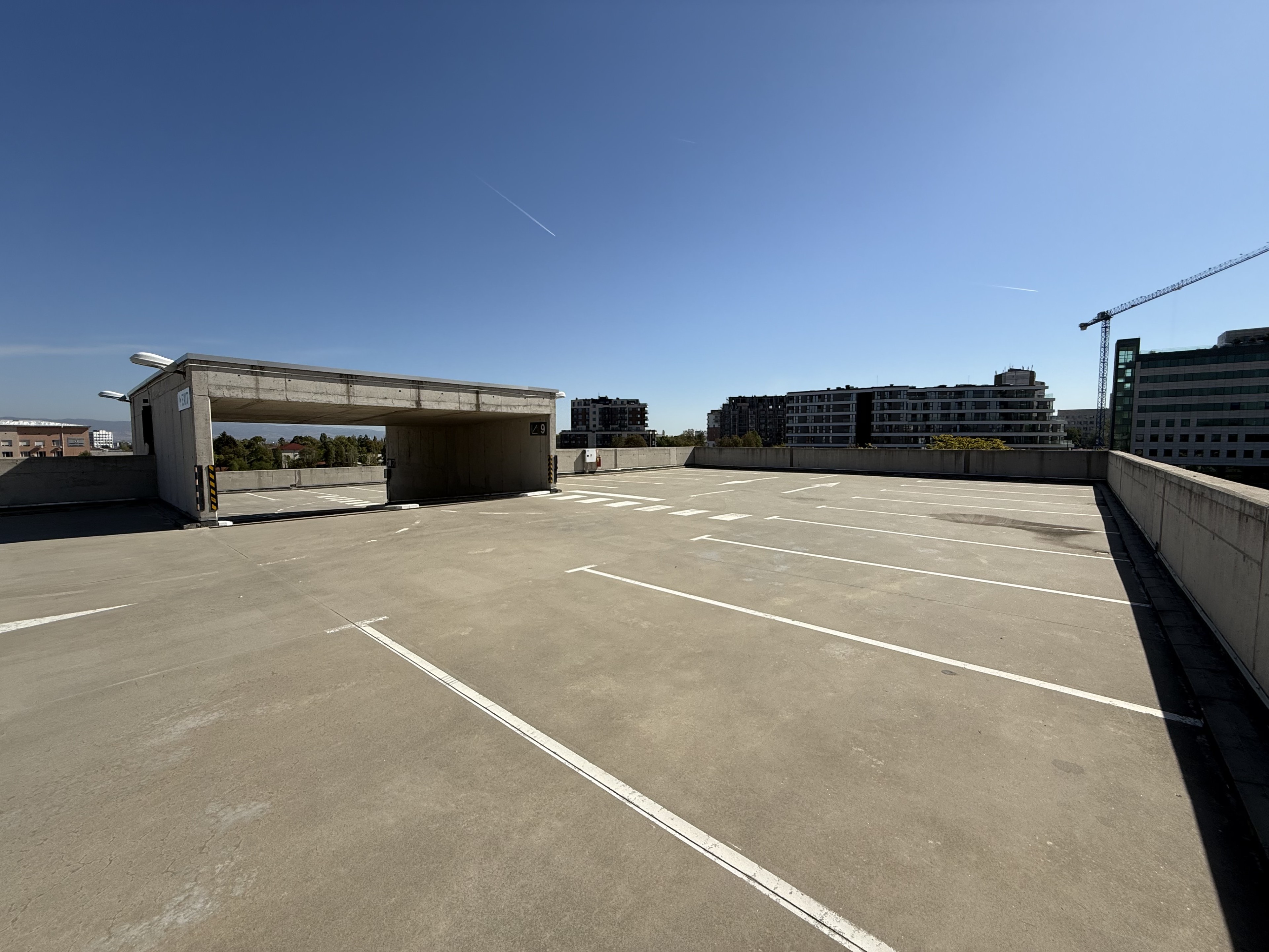 Scoutaround White Logo