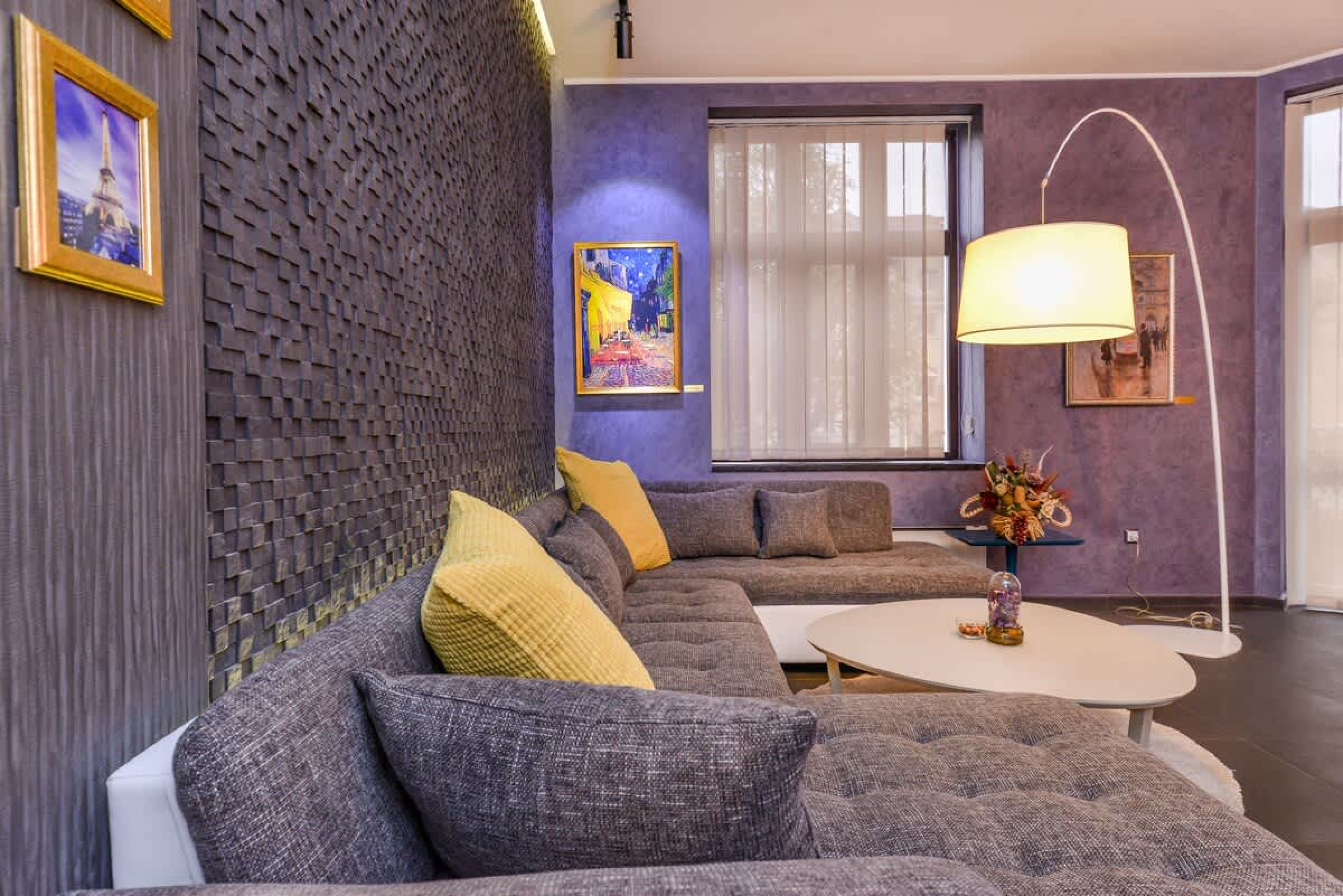 Scoutaround White Logo