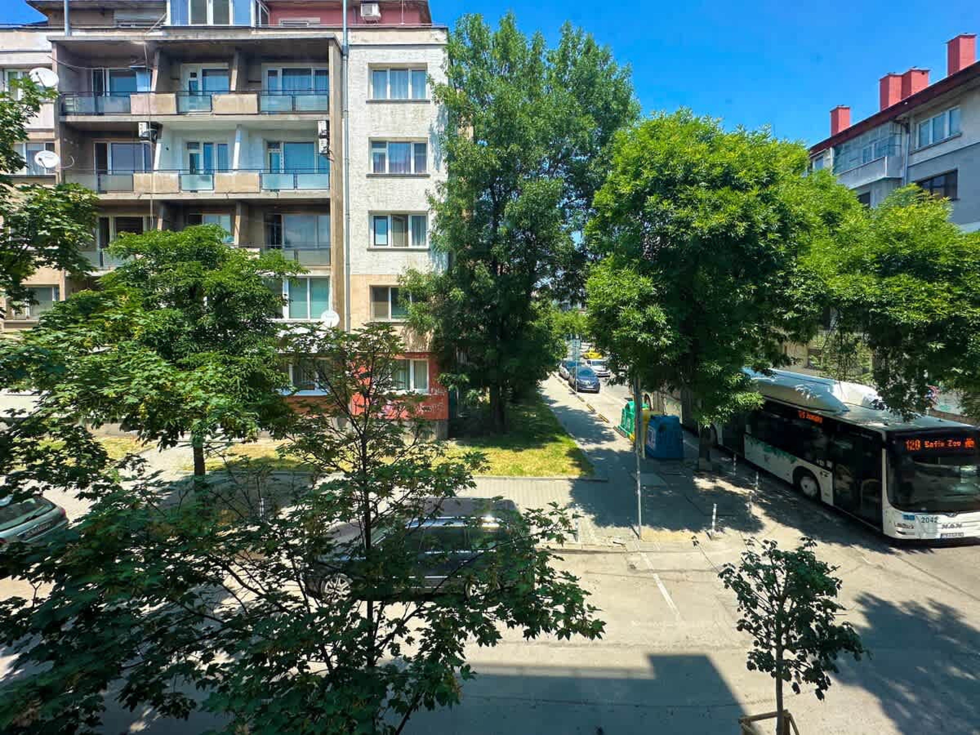 Joy Apartment – Stylish 2BD in Oborishte - Photo 16