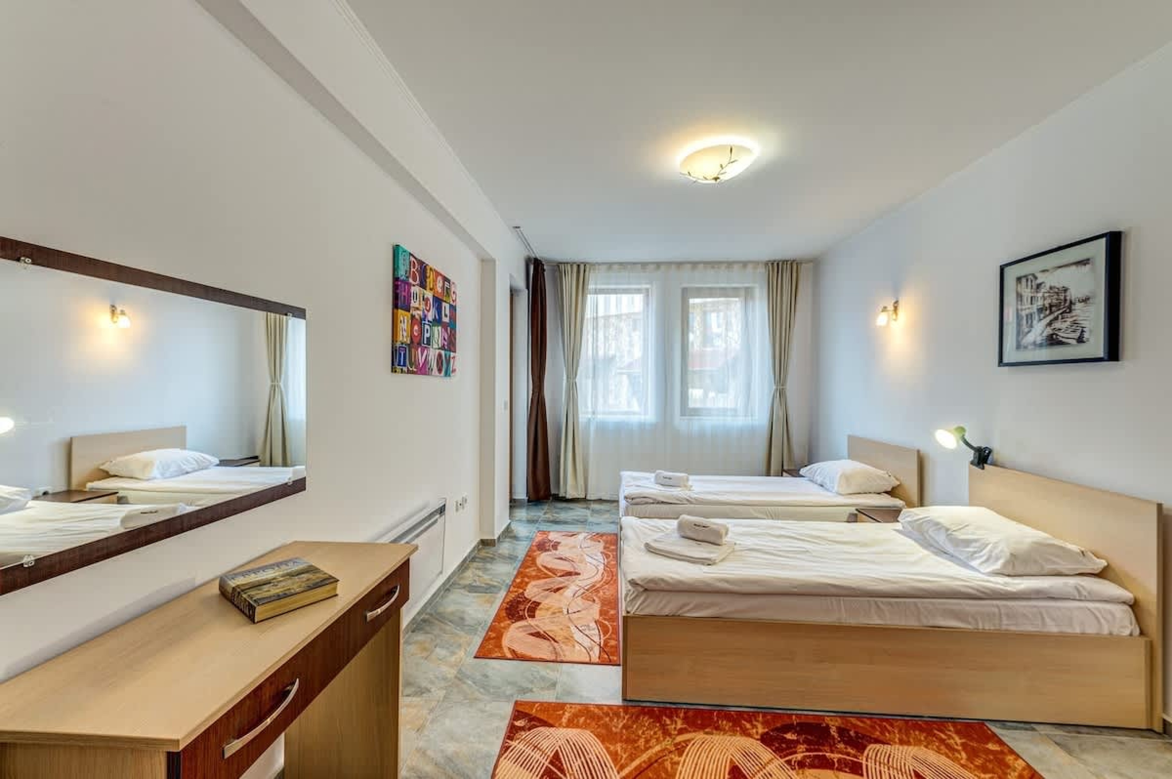 Scoutaround White Logo