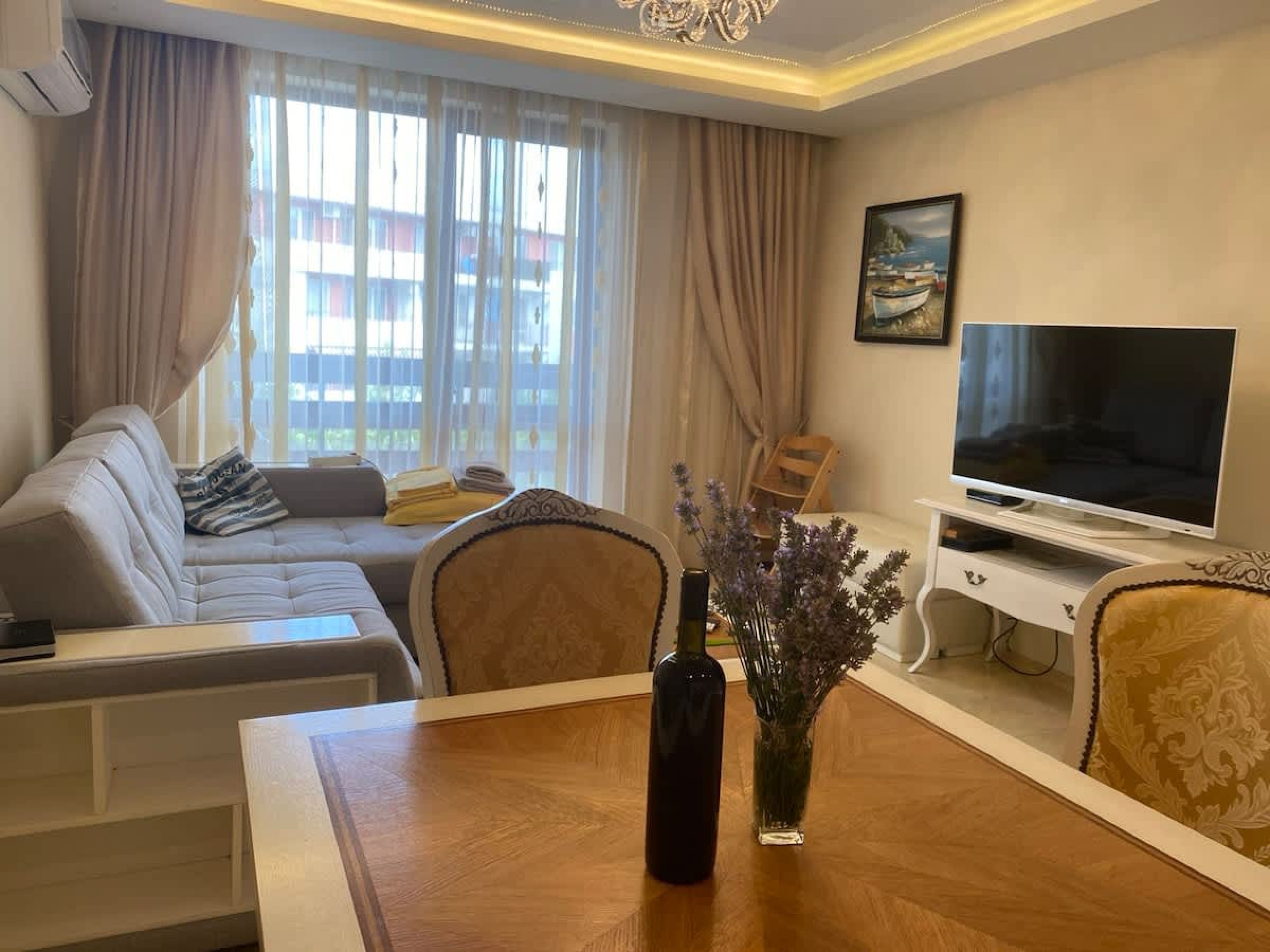 Scoutaround White Logo