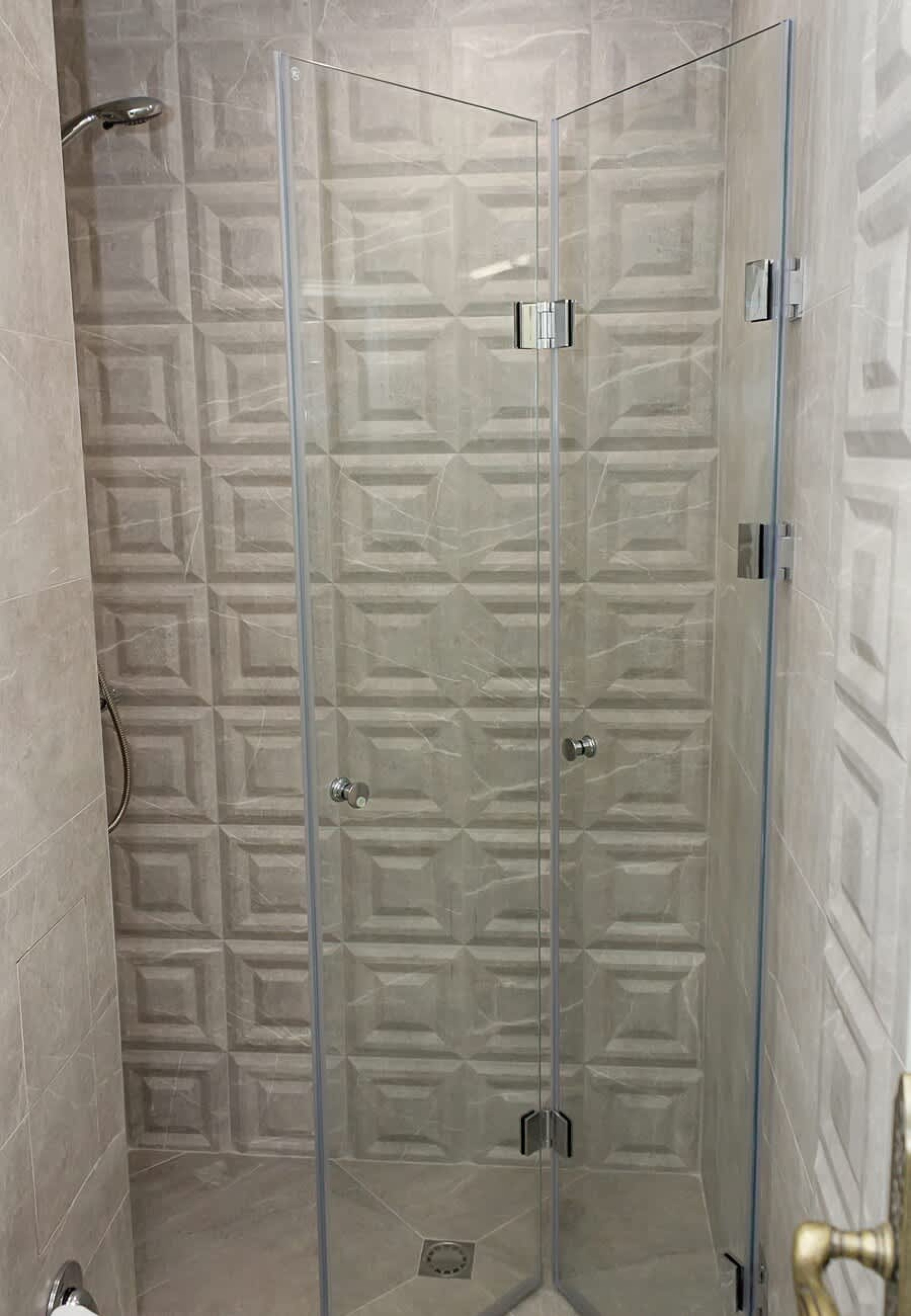 2BD Home In The Heart Of Varna with Parking - Gold - Photo 26