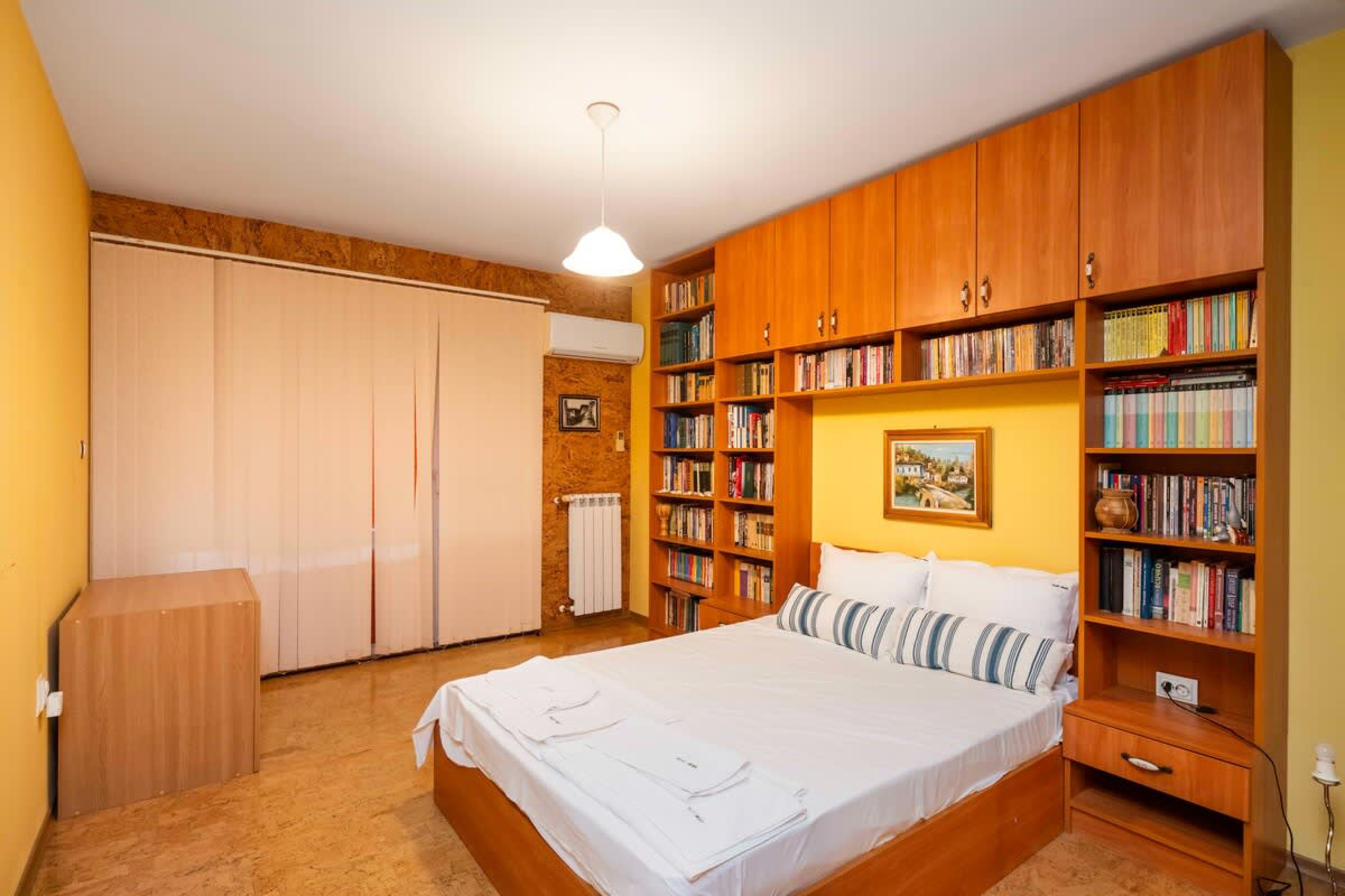 Scoutaround White Logo