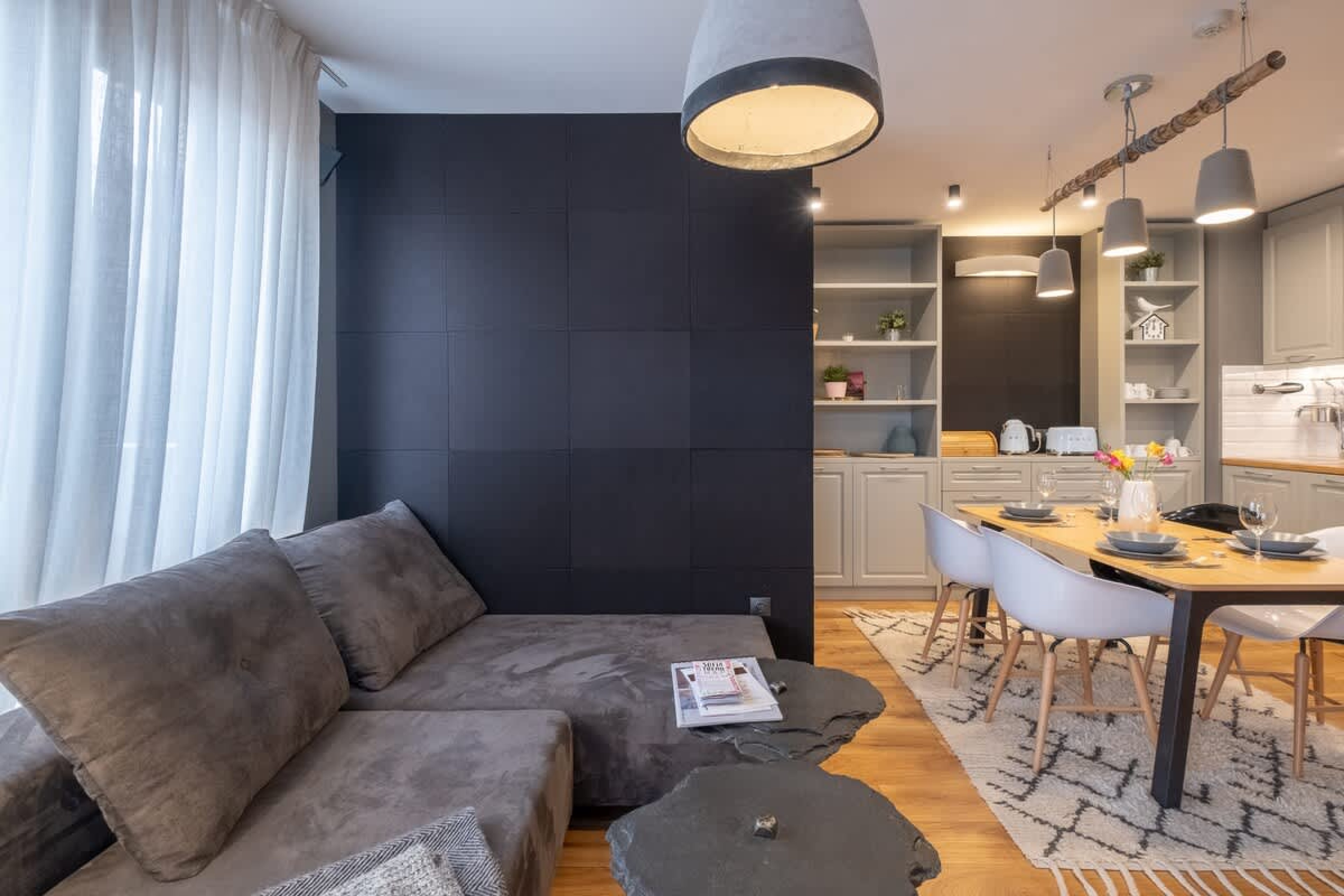 Scoutaround White Logo