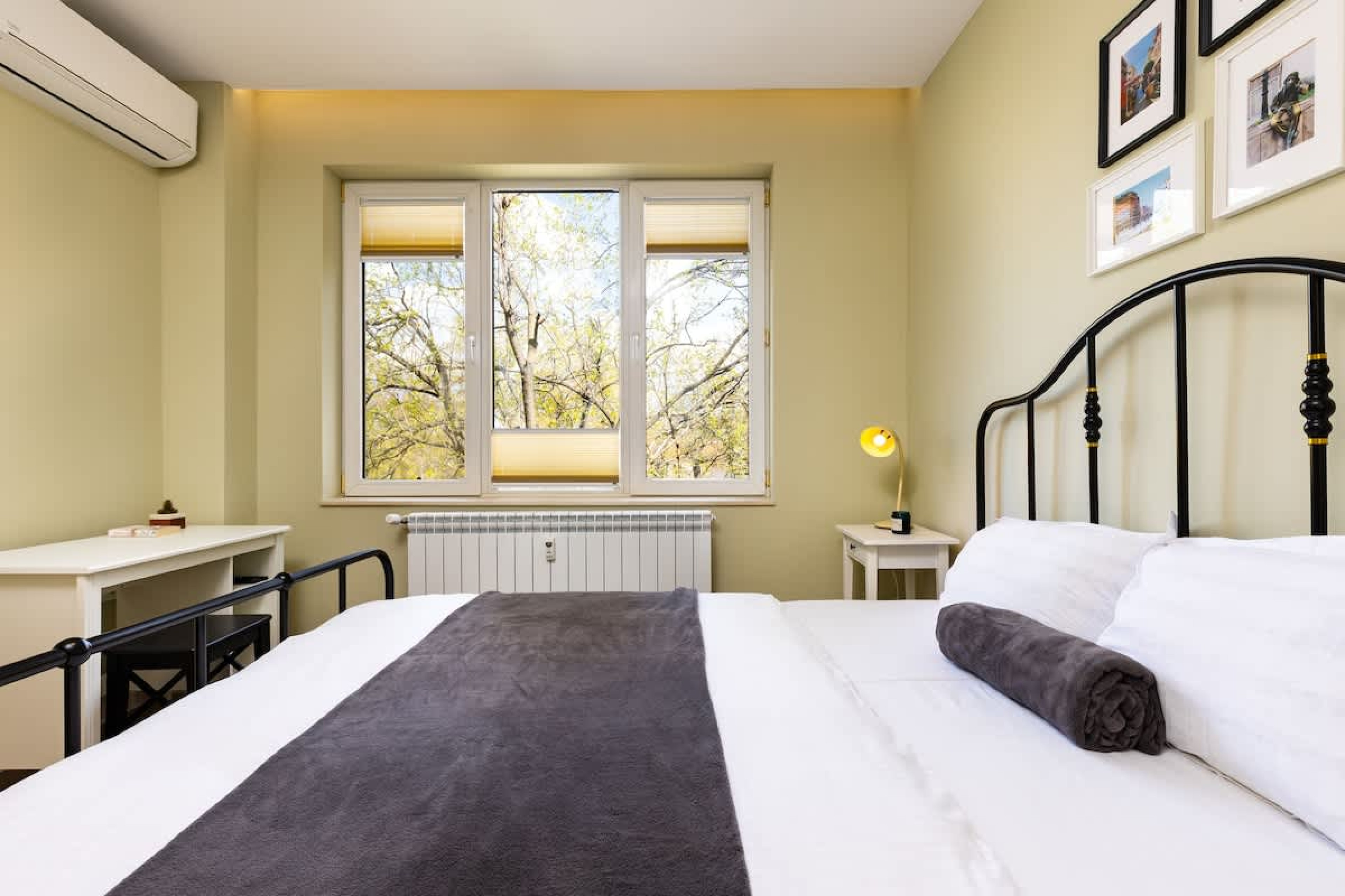 Serene Living in the Heart of Plovdiv - Photo 16