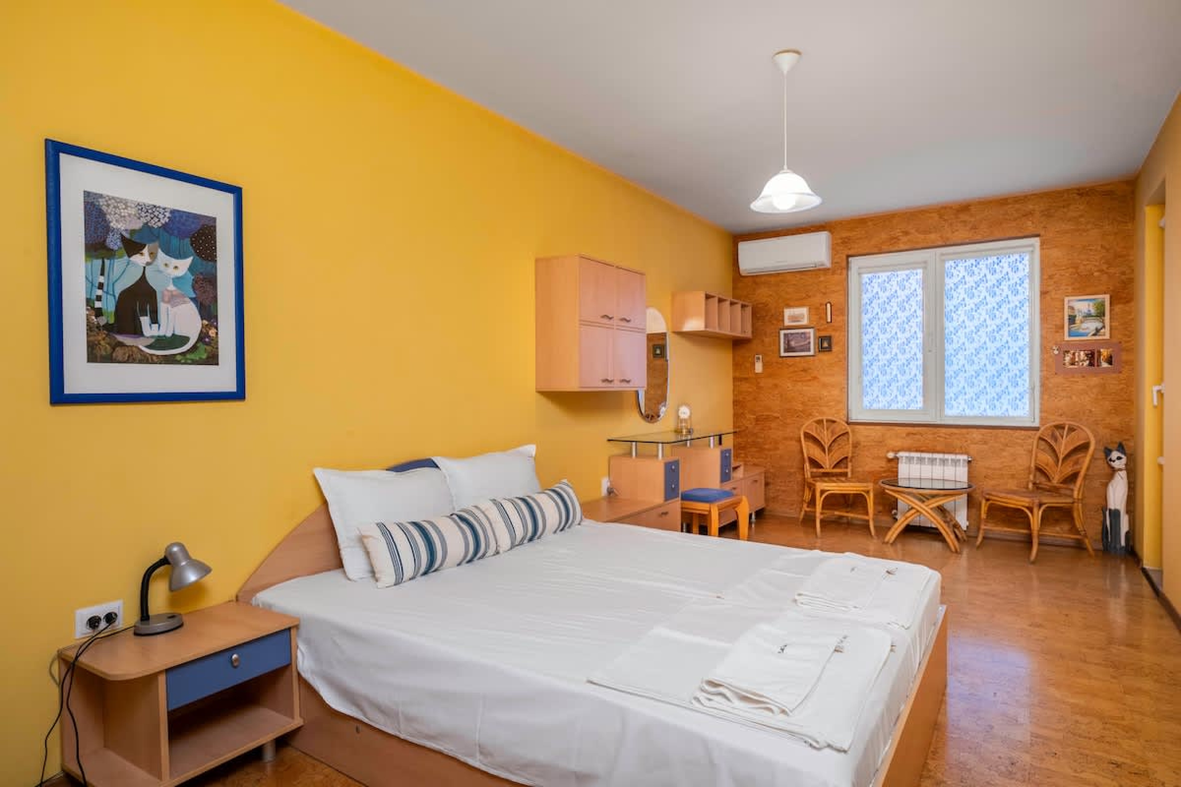 Scoutaround White Logo