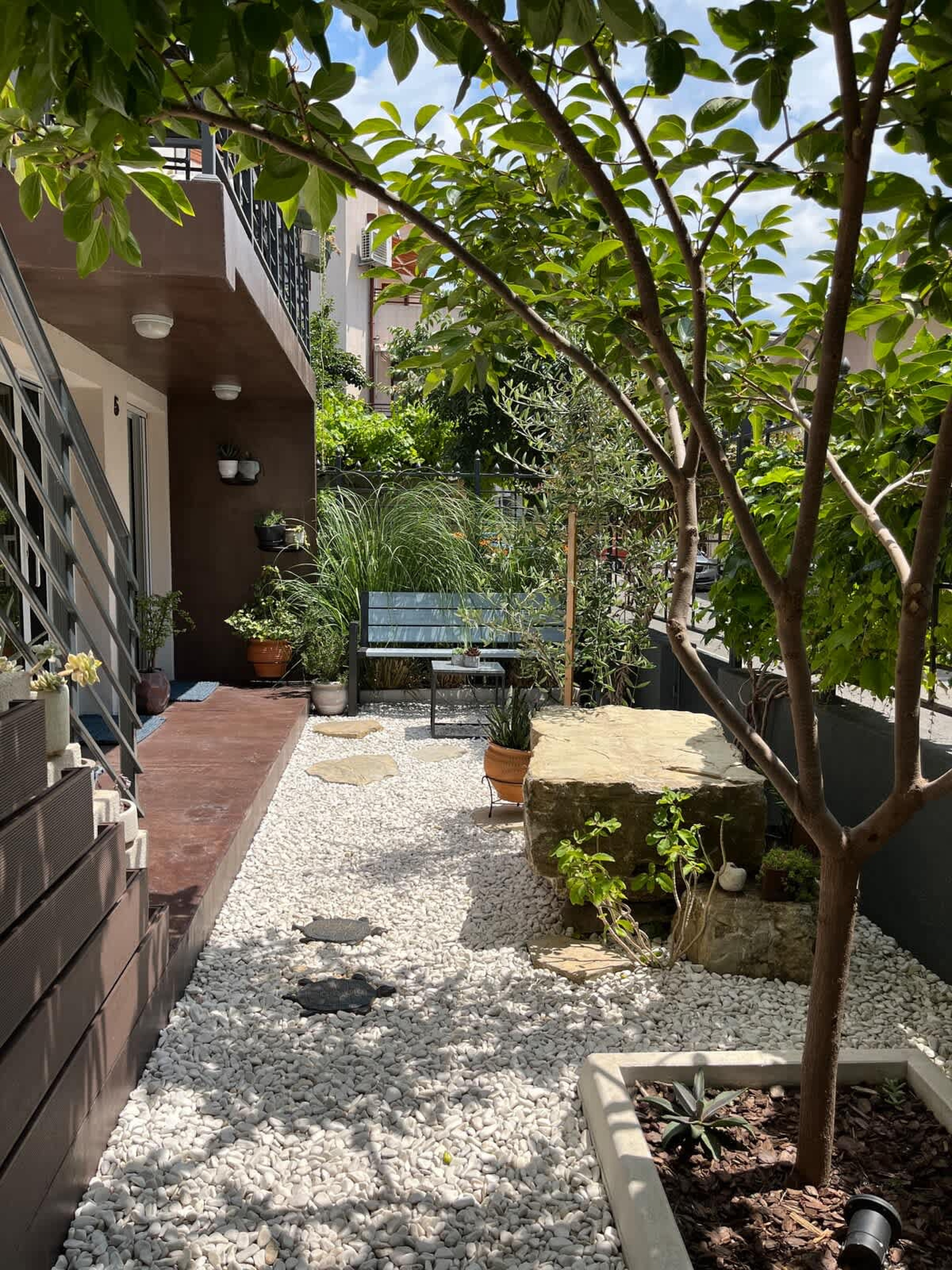 Scoutaround White Logo