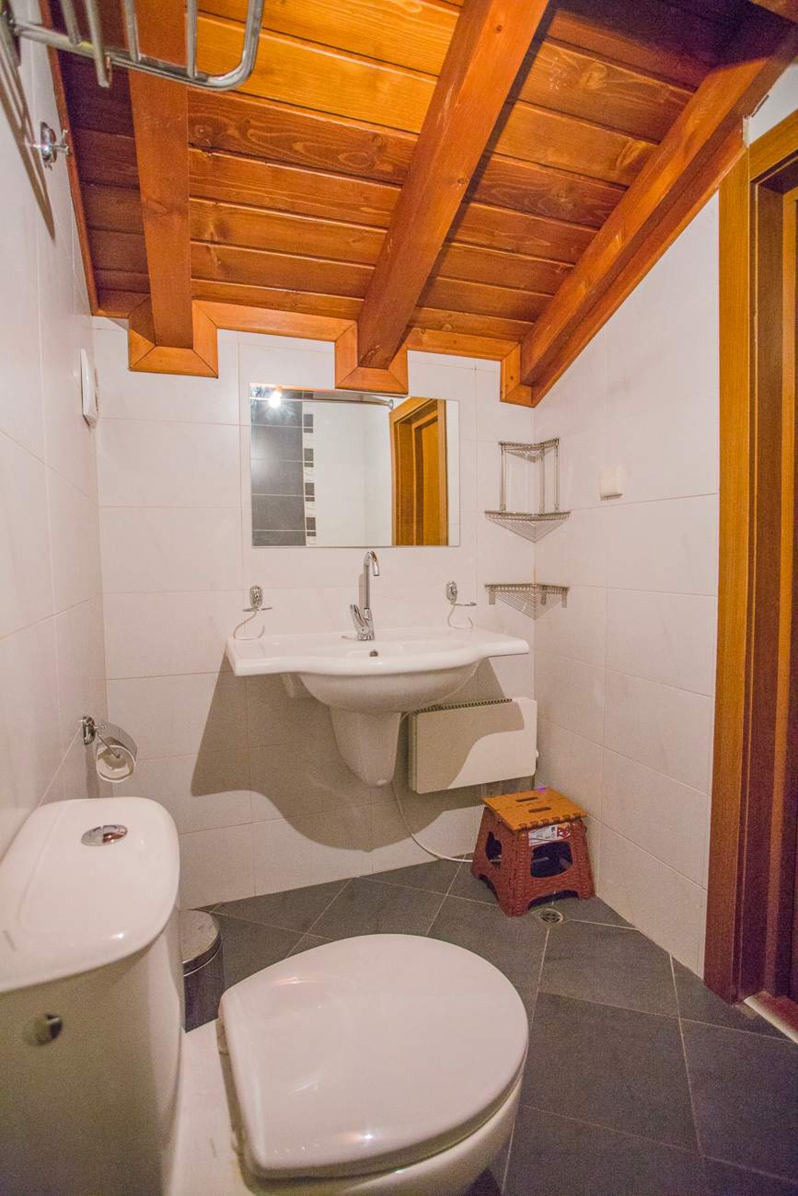 Stylish Two-Level Apartment in Bansko - Photo 15