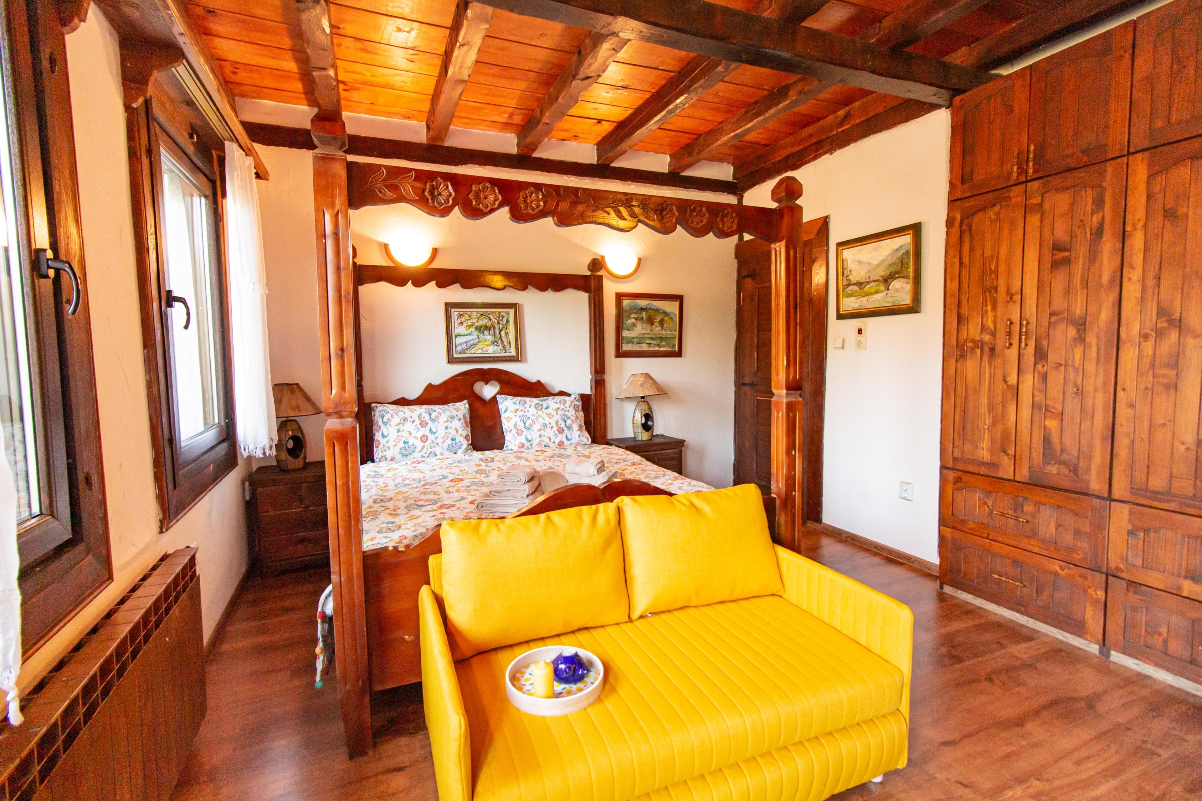 Additional bedrooms 1