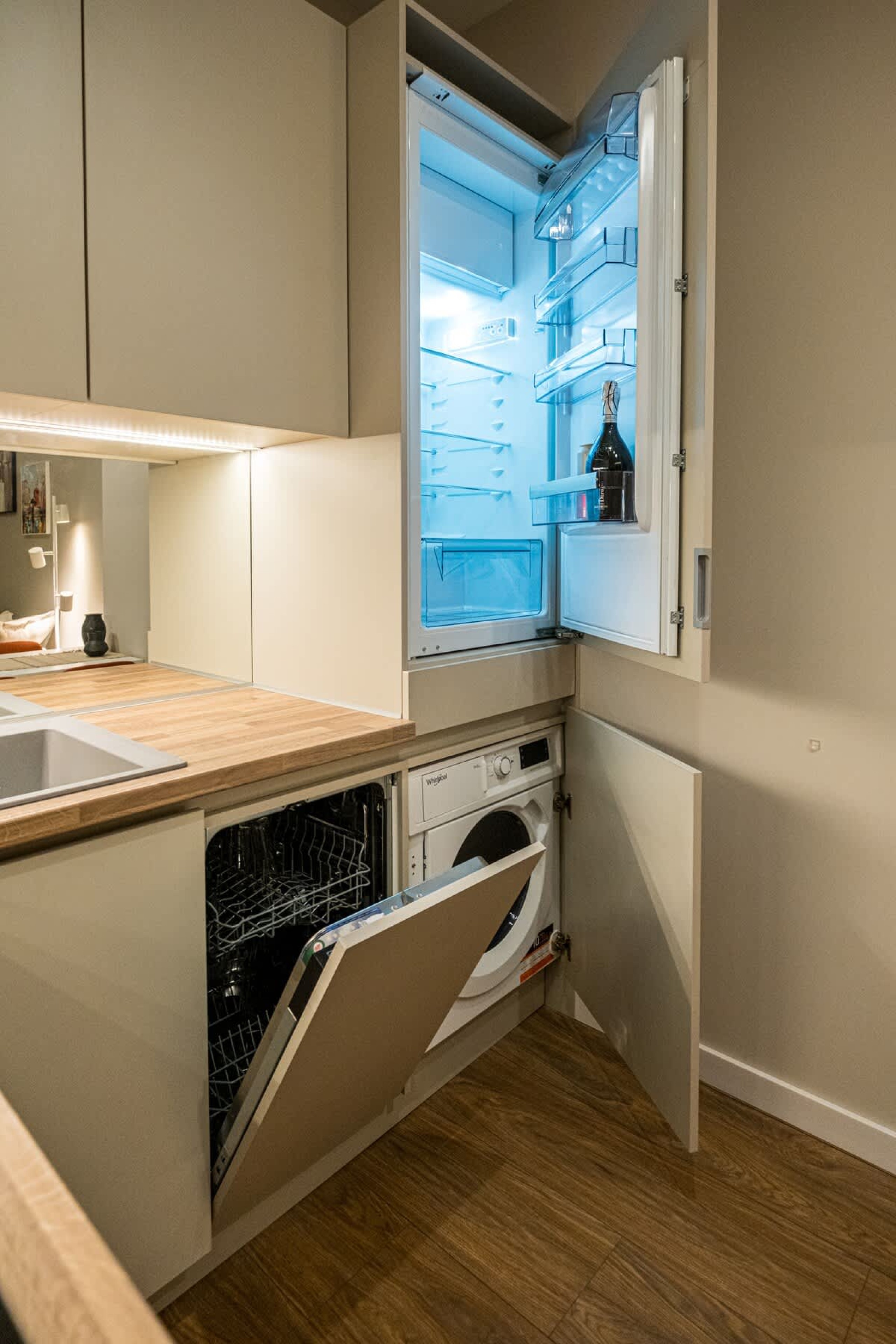 South 2.2 - Brand New Modern 1BD in Sofia Center - Photo 8