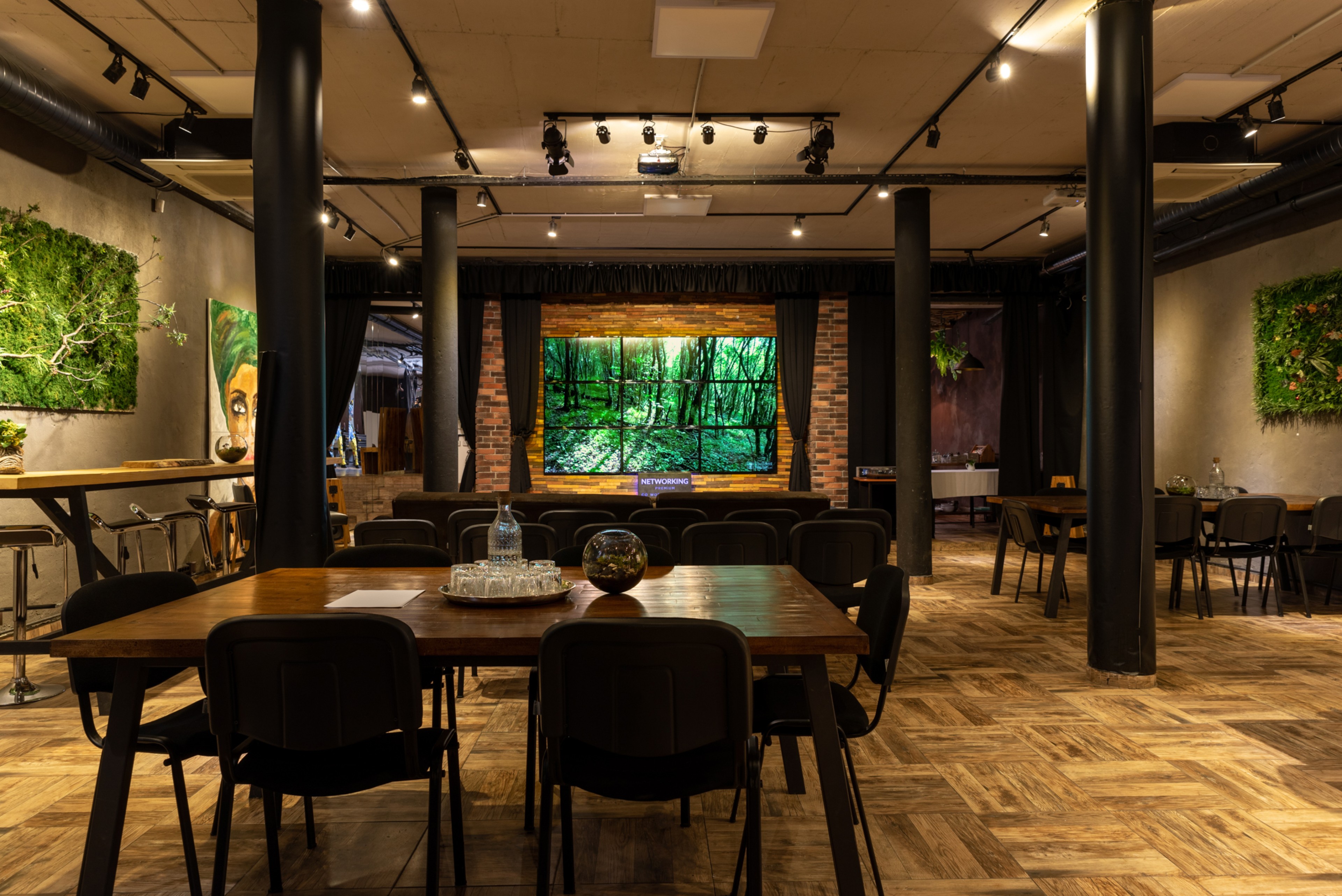 Scoutaround White Logo