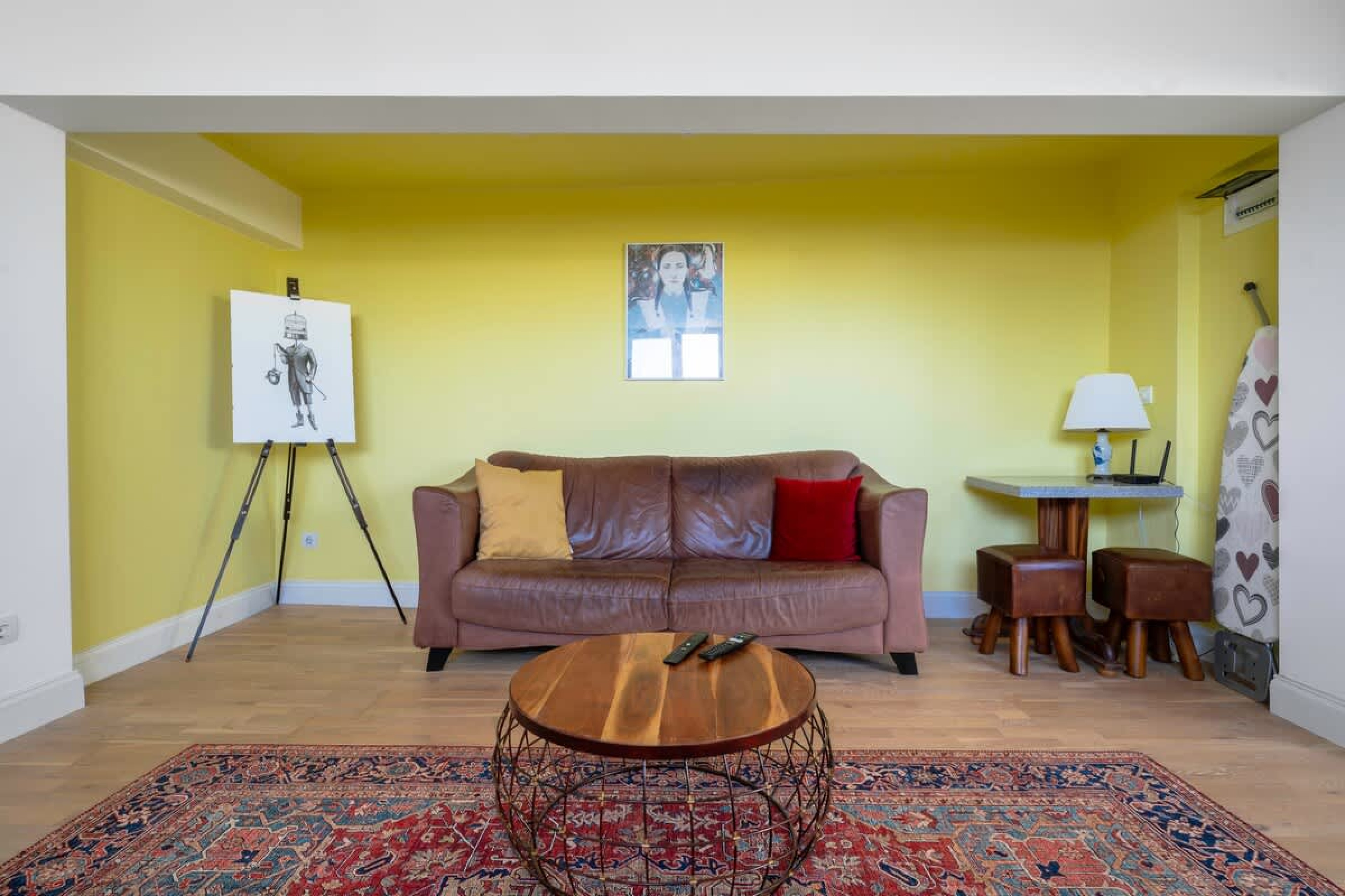 Scoutaround White Logo