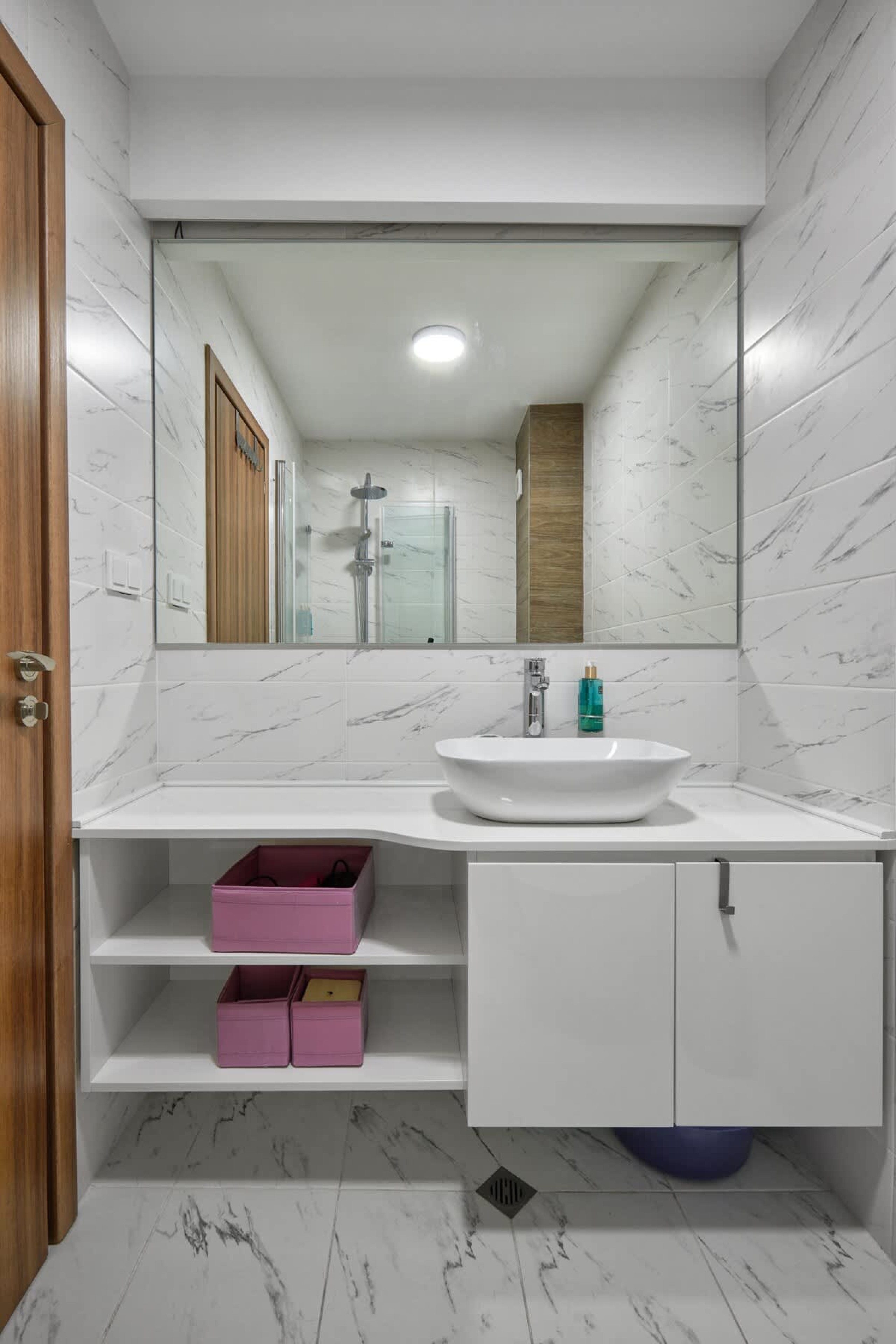 Scoutaround White Logo