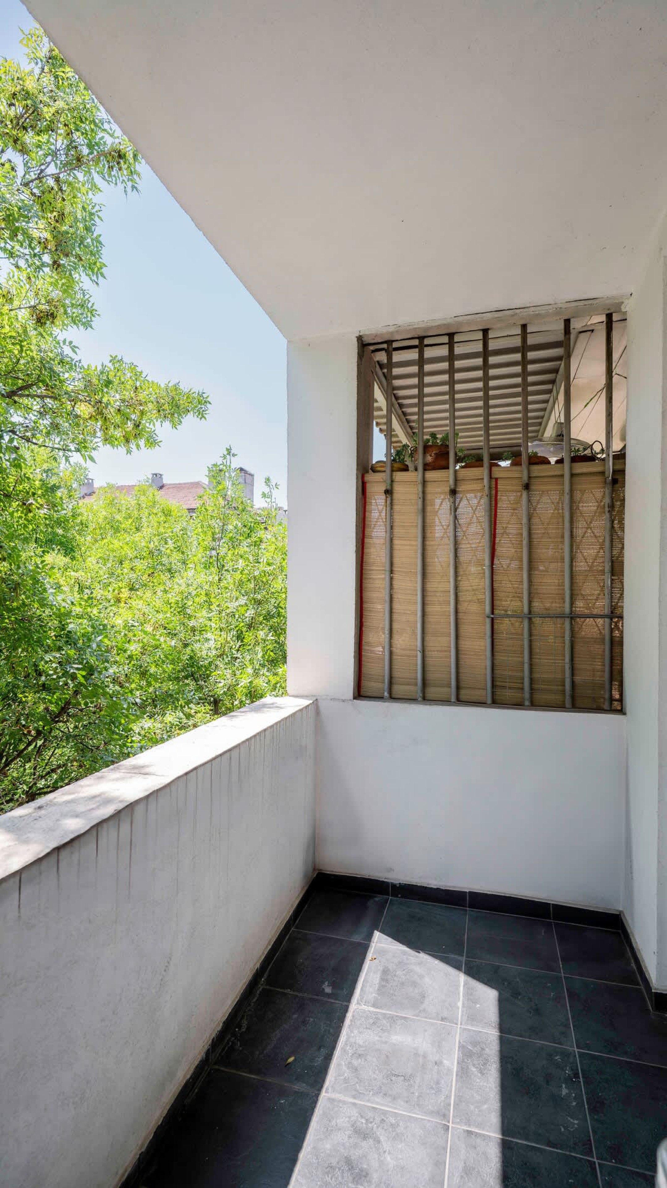 Scoutaround White Logo