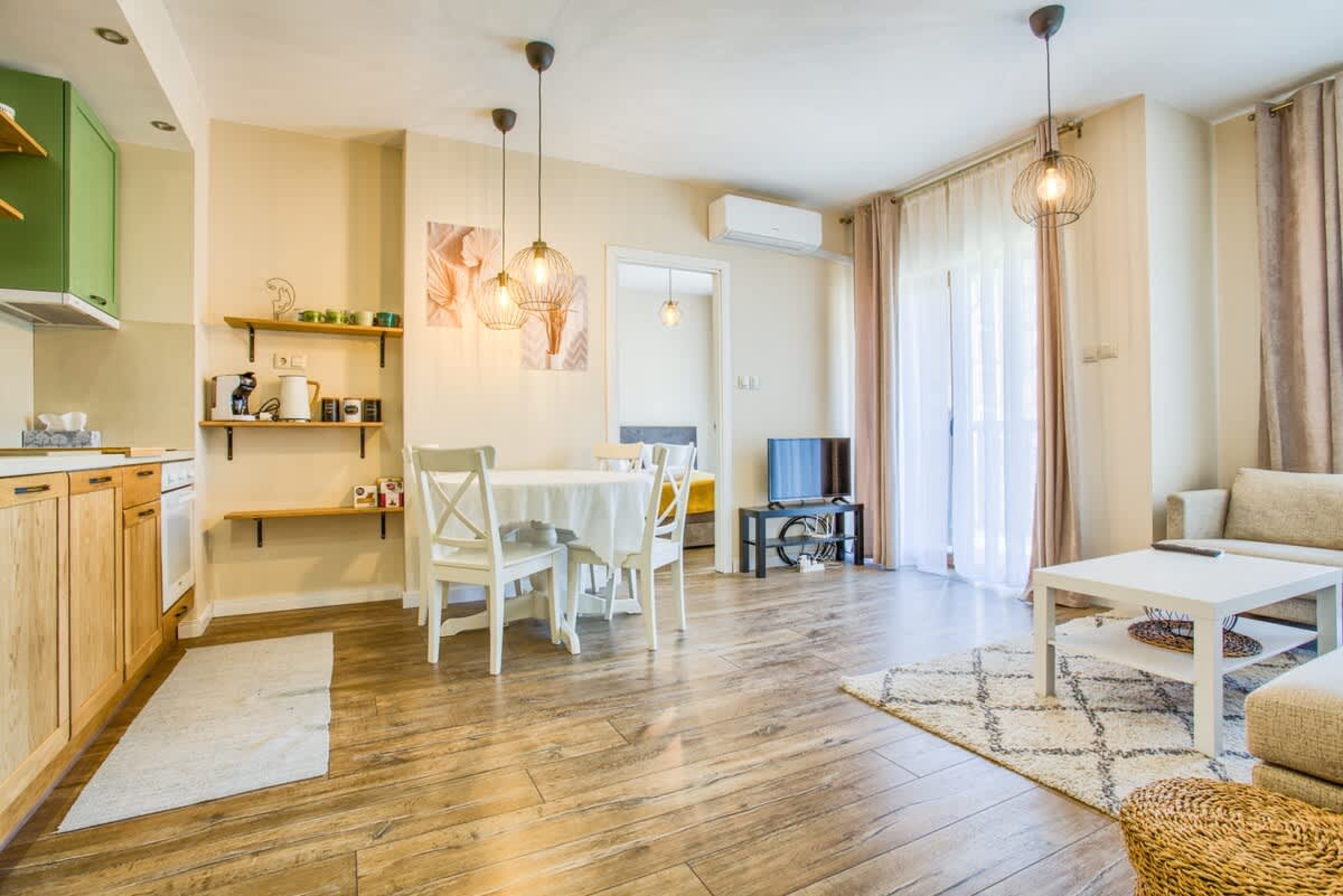 Cozy 2-BD Apartment in Bansko - Photo 7