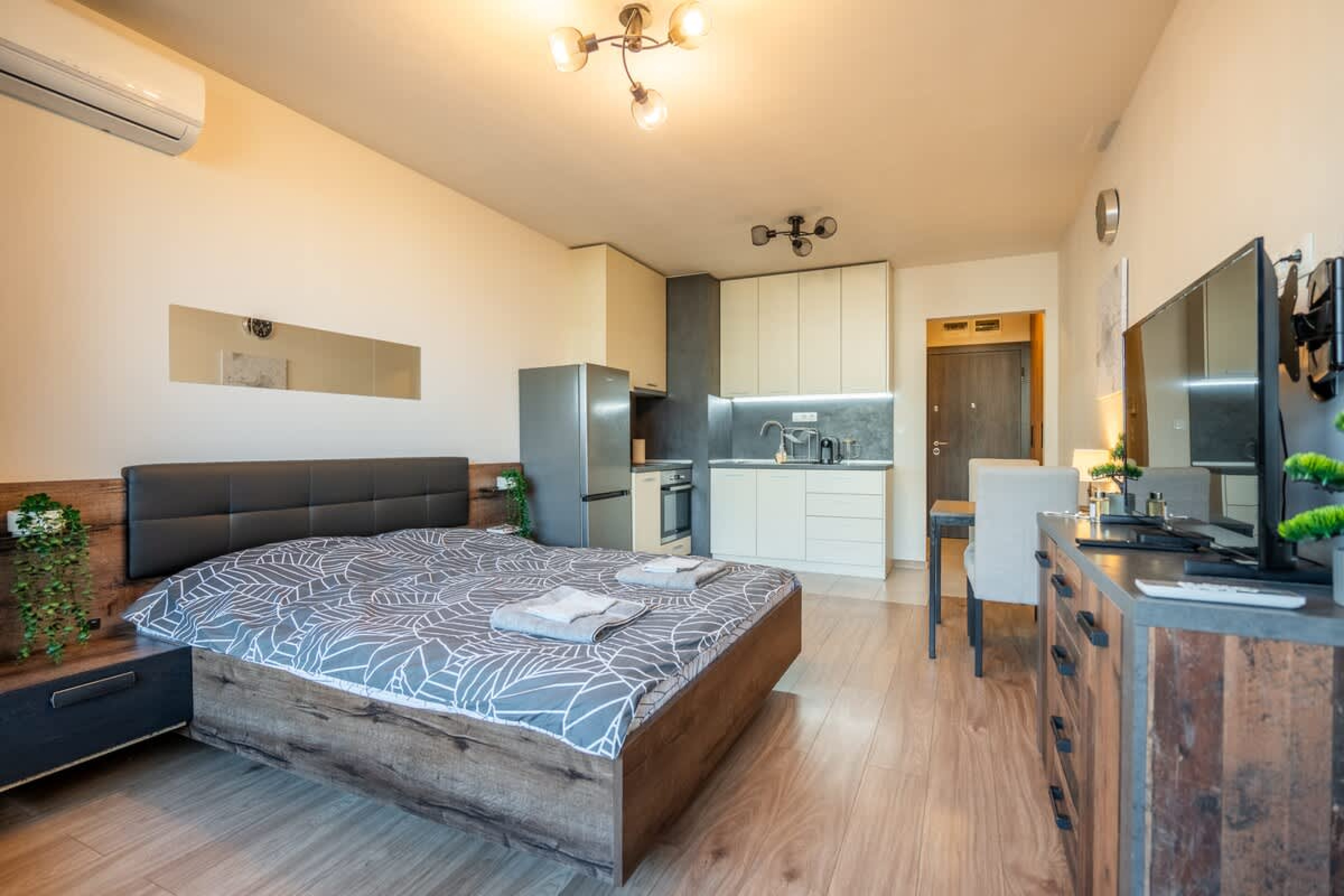 Palitra Studio - Cover Photo