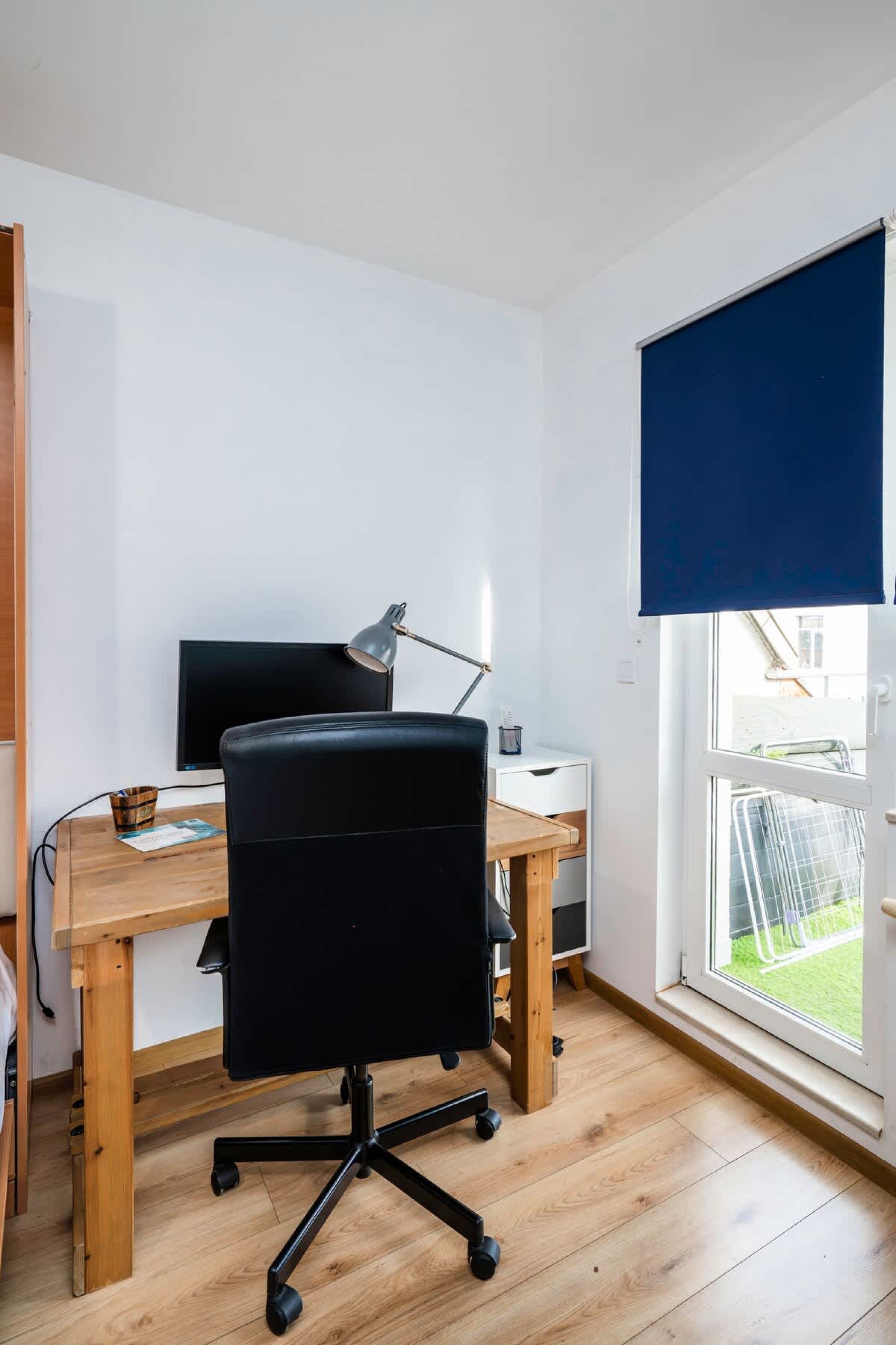 Scoutaround White Logo