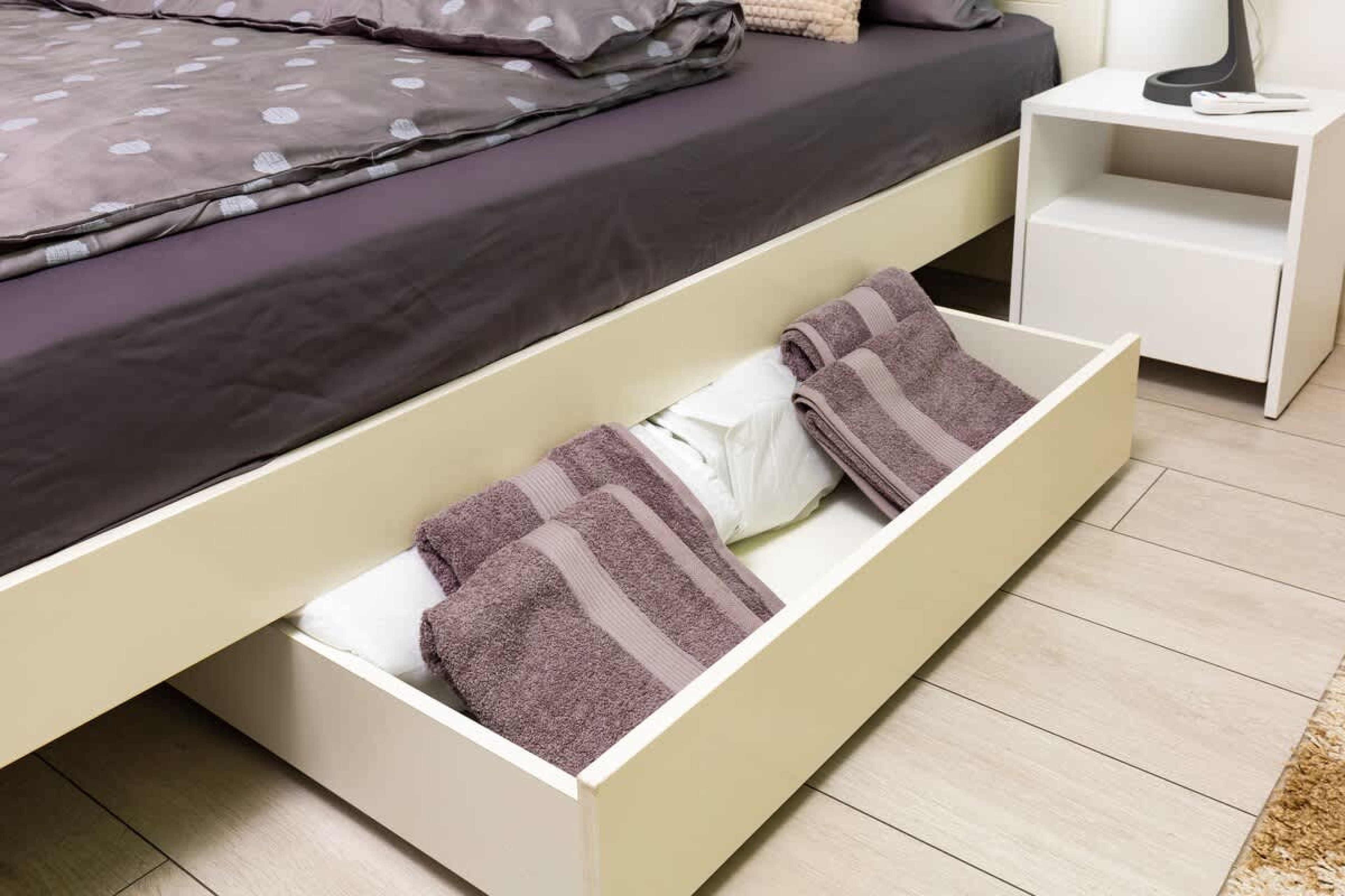 Scoutaround White Logo