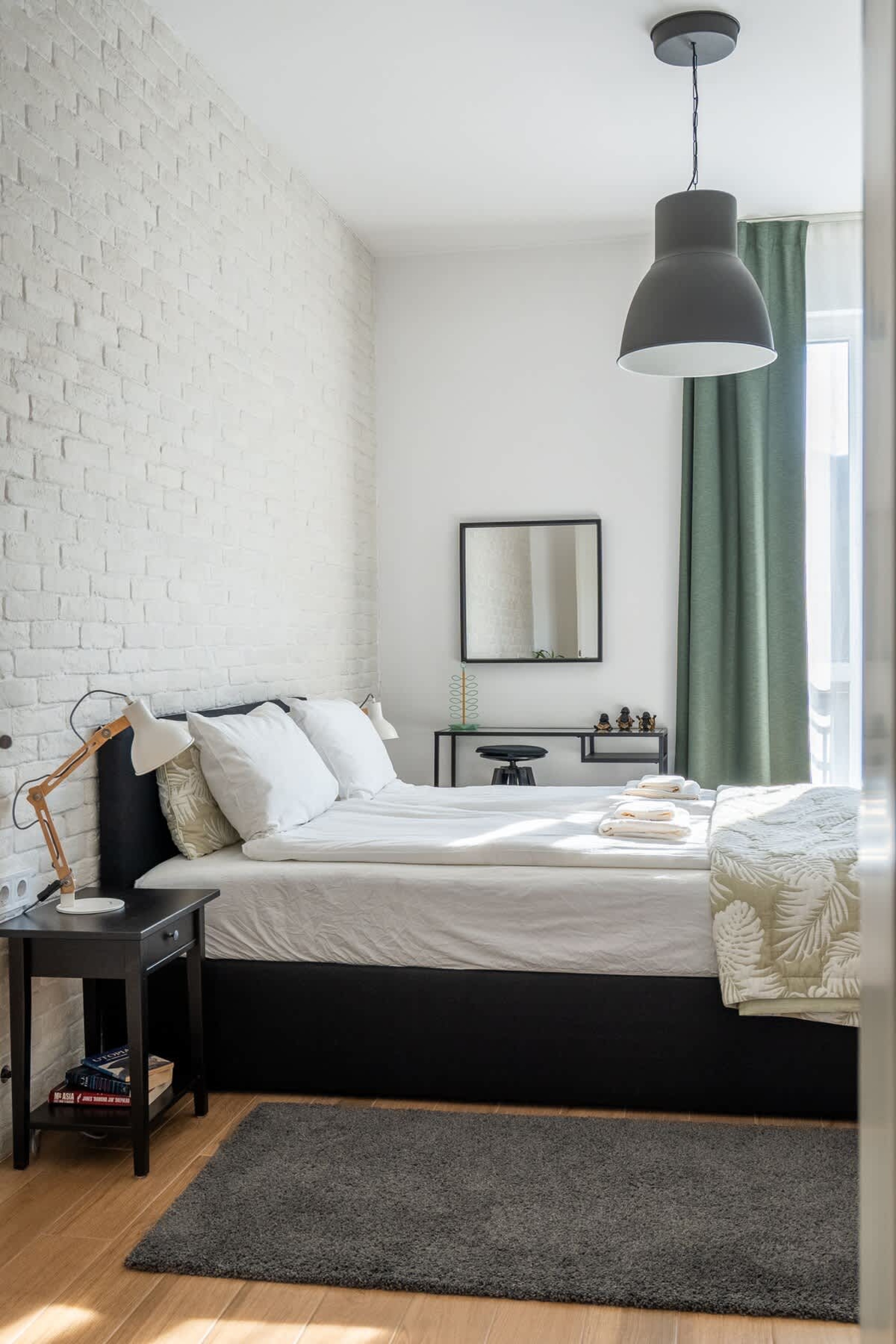 Scoutaround White Logo