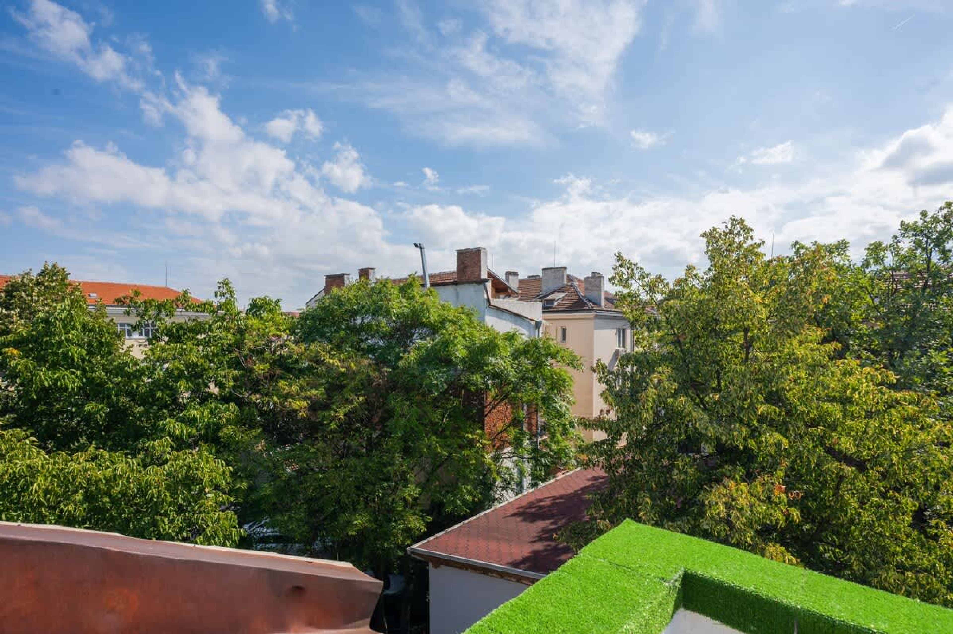 Scoutaround White Logo