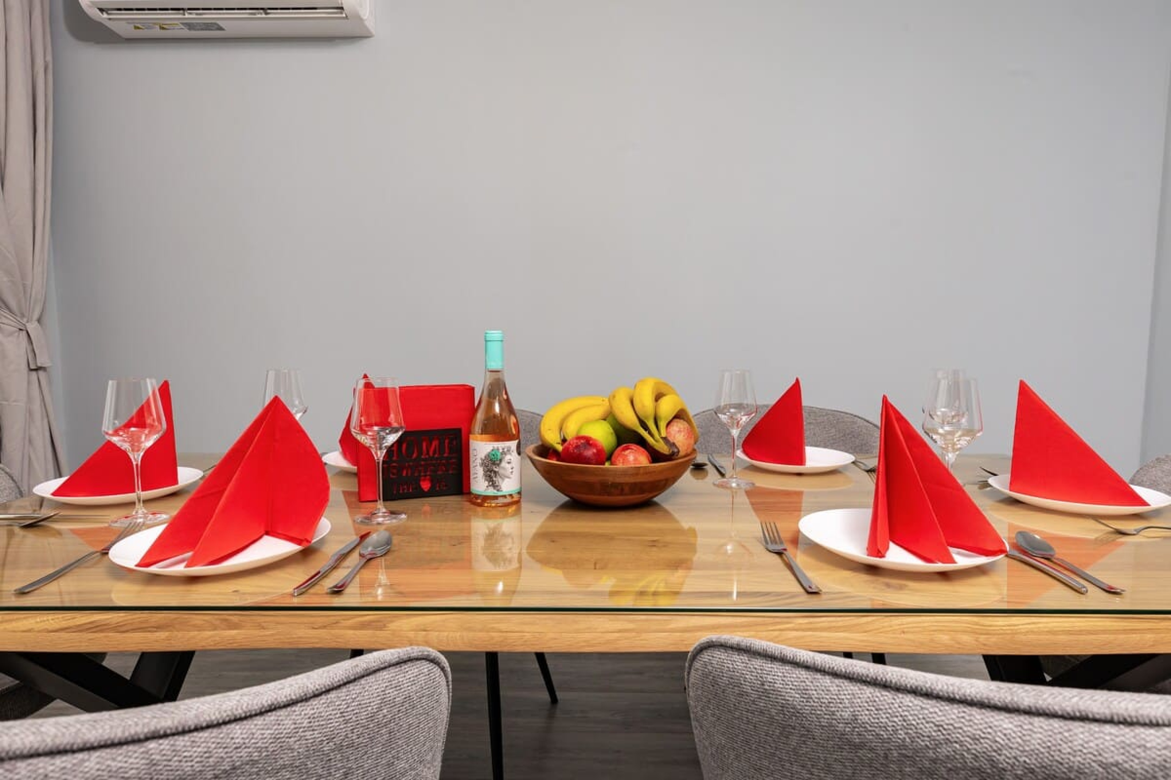 Scoutaround White Logo