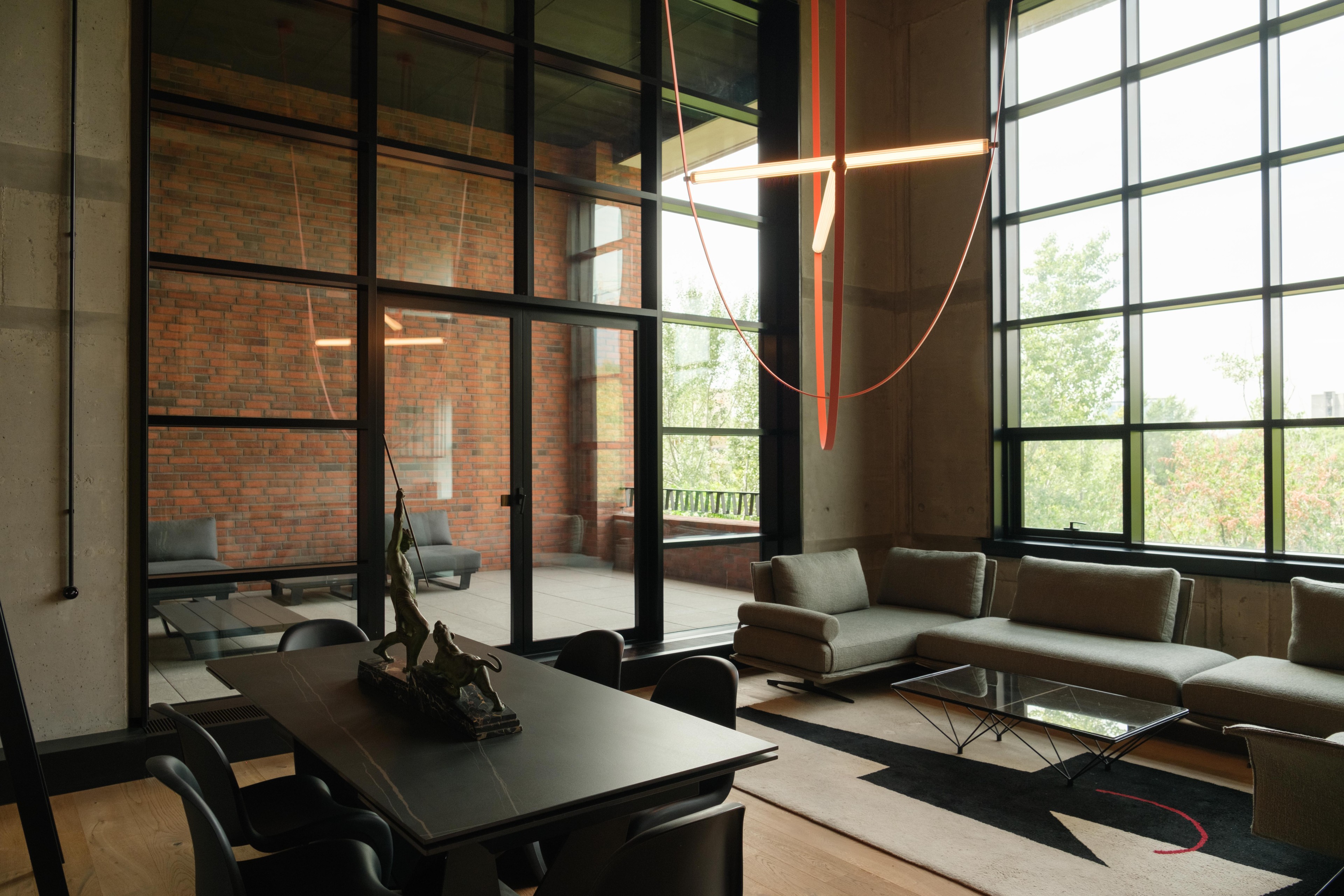 Scoutaround White Logo