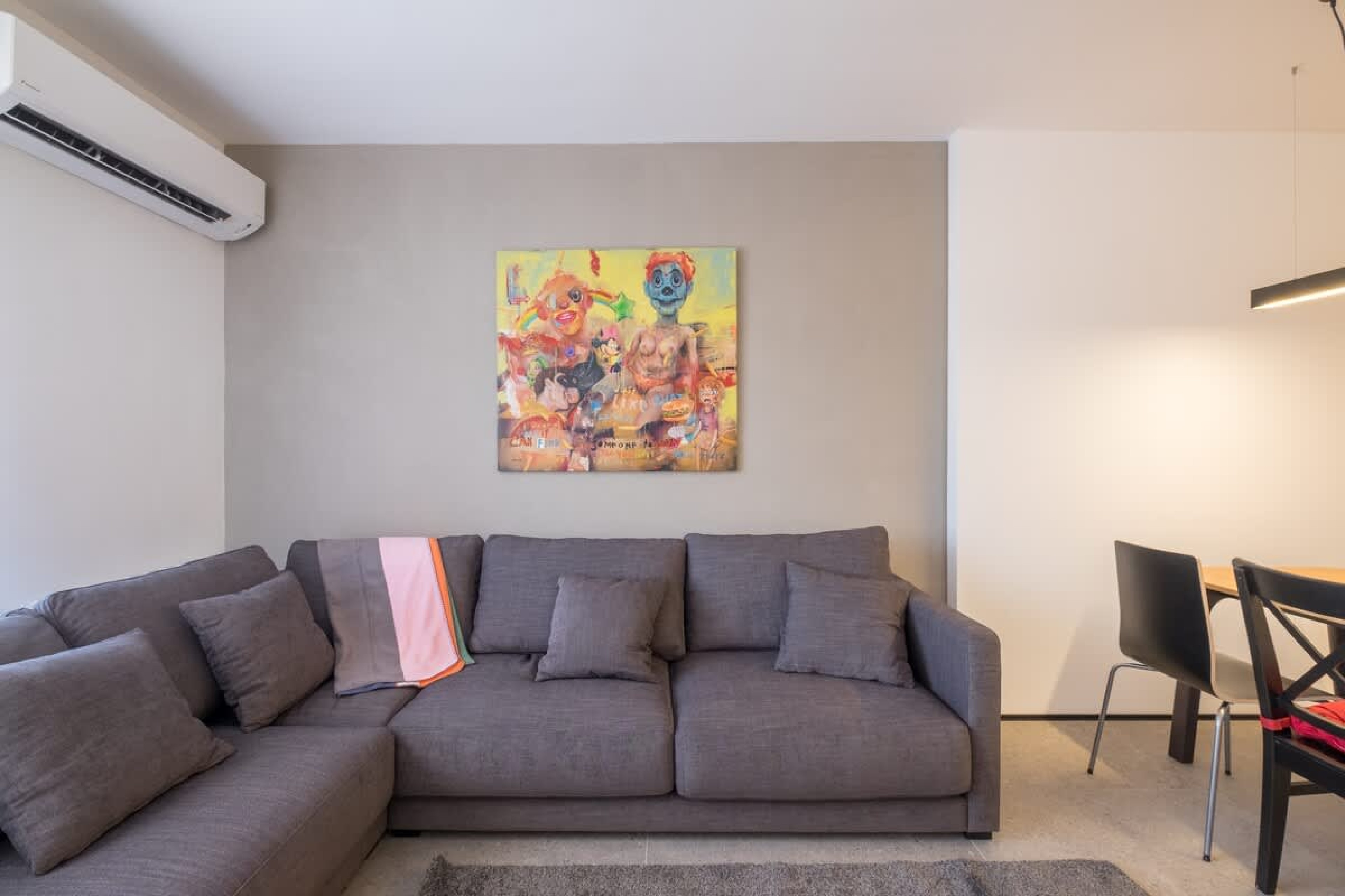 Scoutaround White Logo