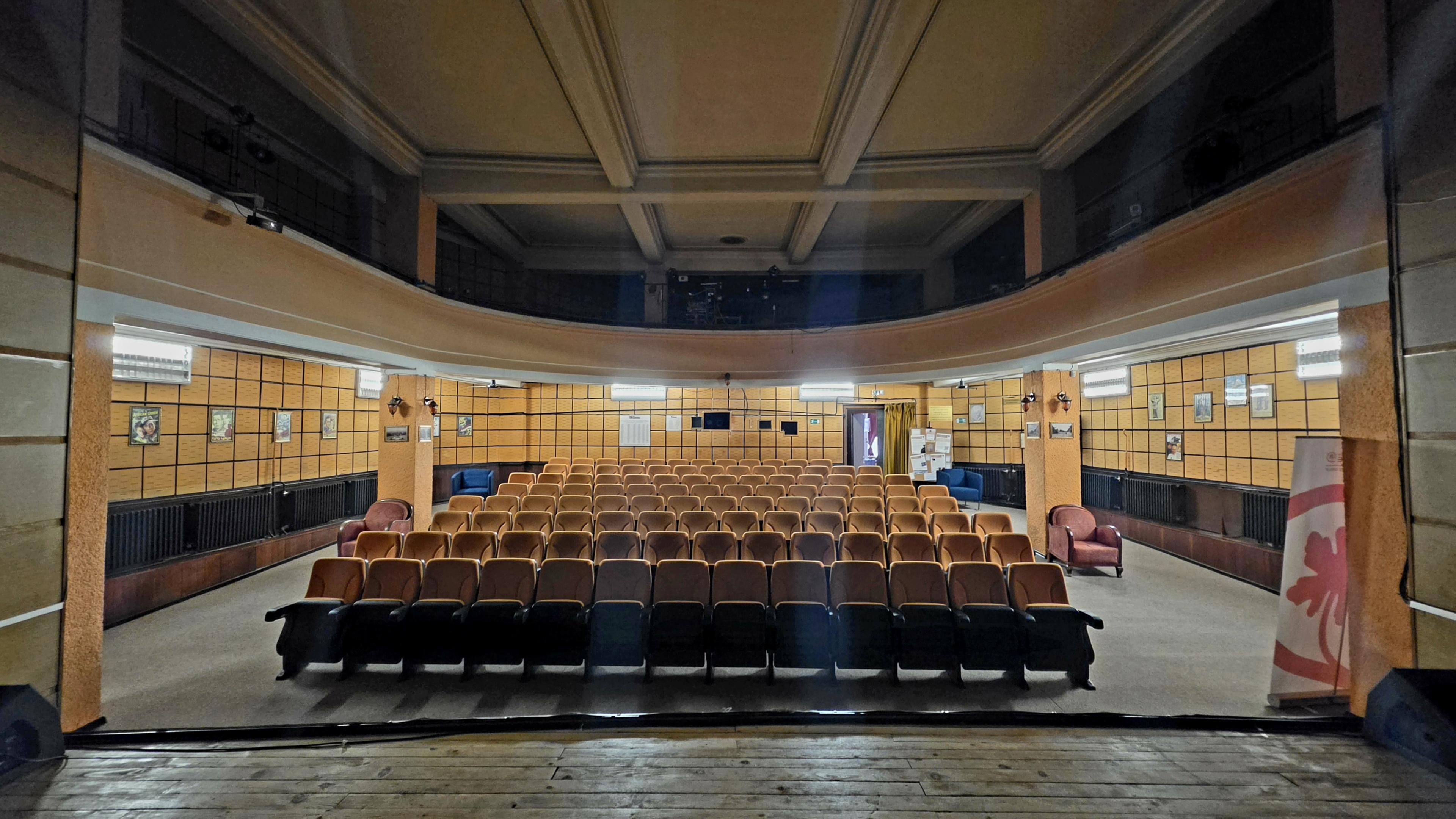 Stage