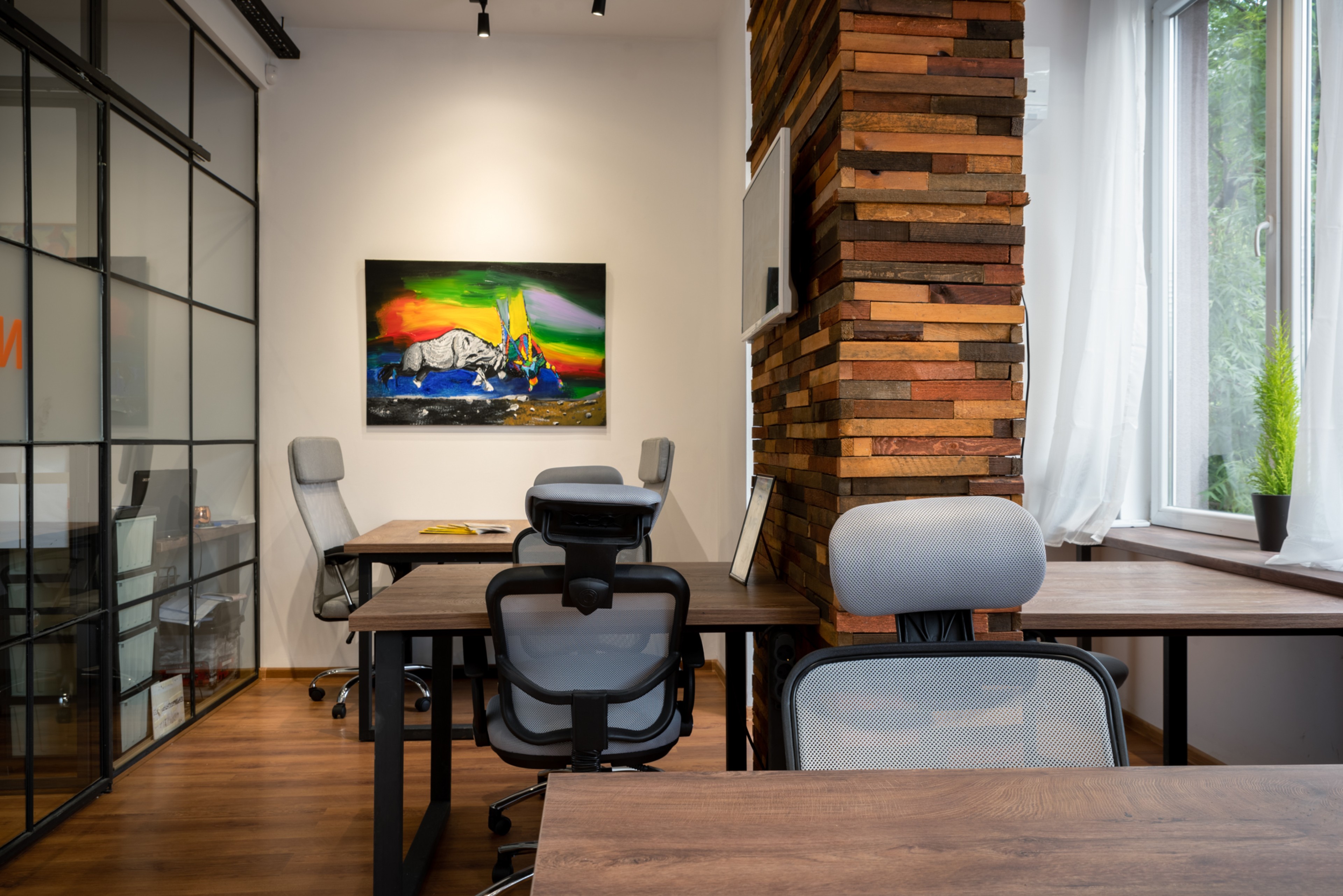 Scoutaround White Logo