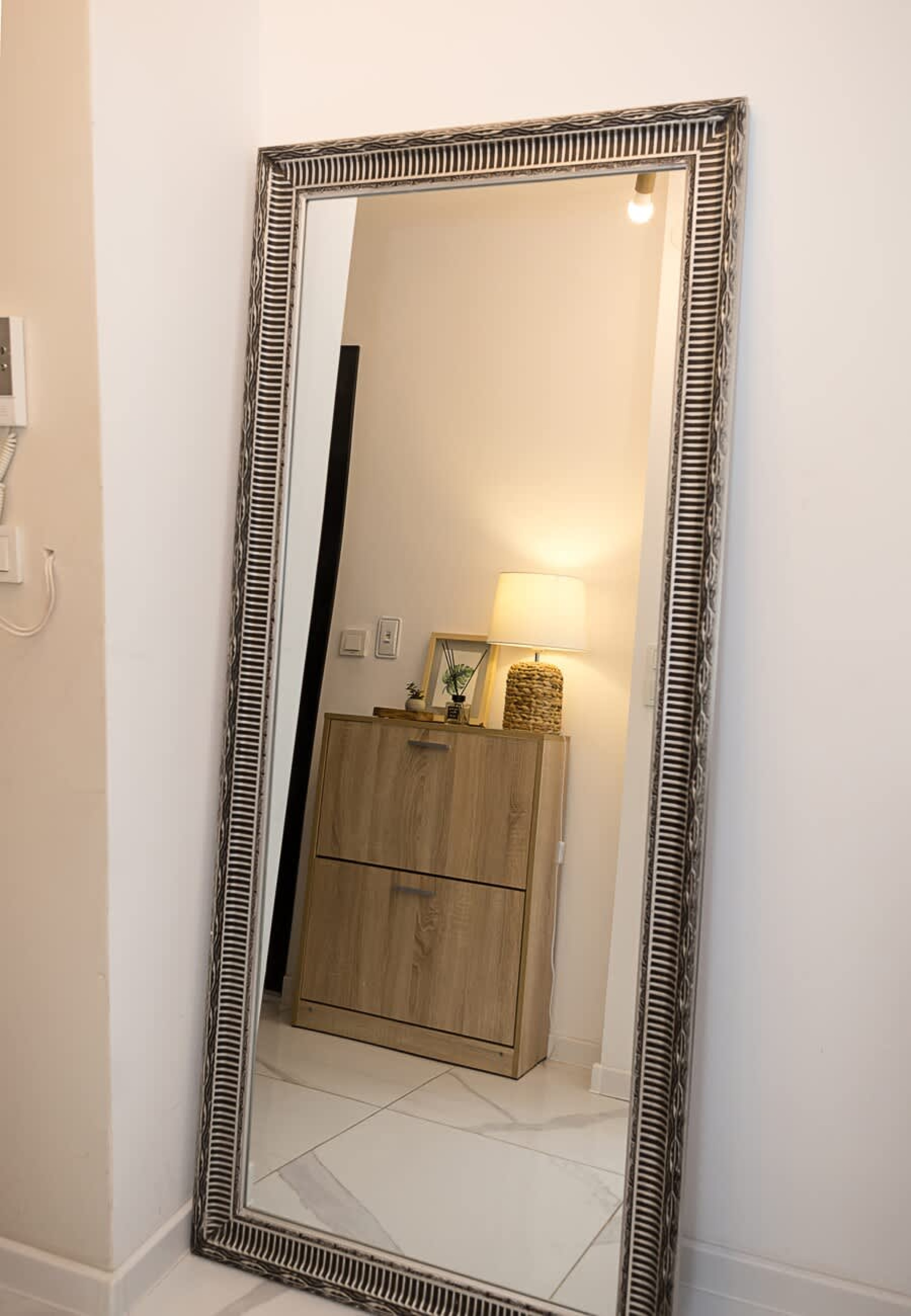 BuenaVista | Modern Comfort near Varna City Center - Photo 21