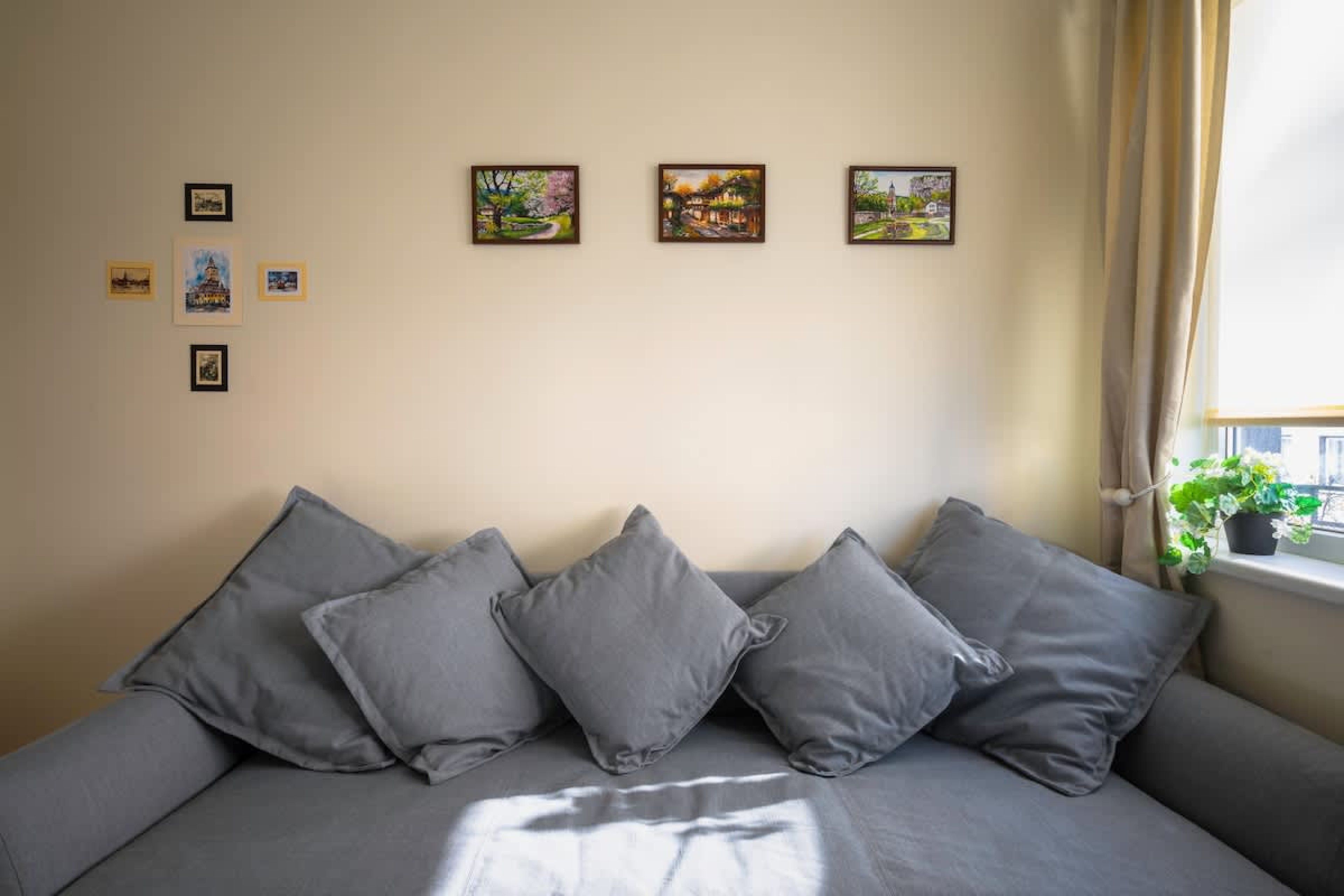 Stylish CityHub Retreat in Sofia Center - Photo 15