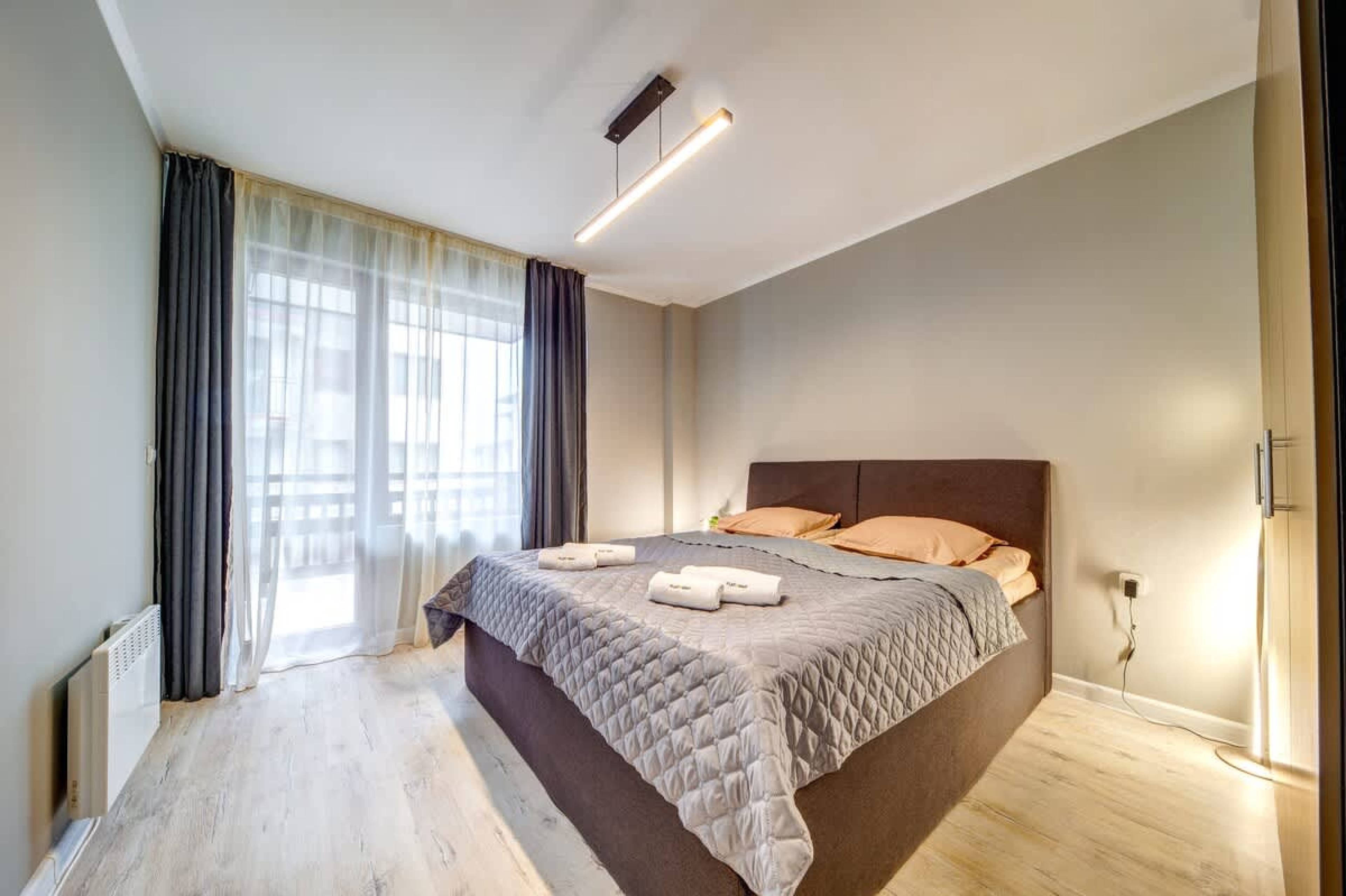 Scoutaround White Logo