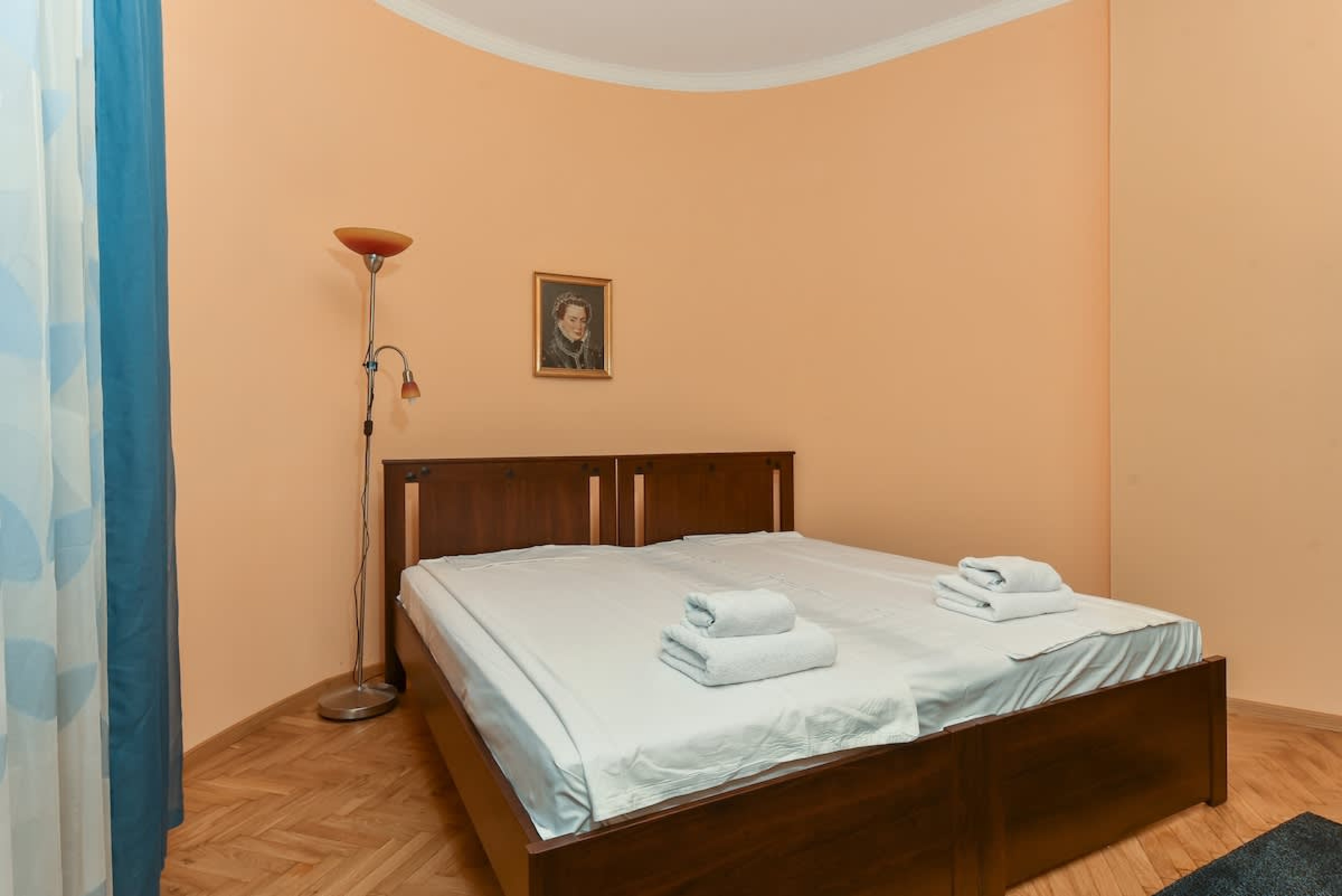 Scoutaround White Logo