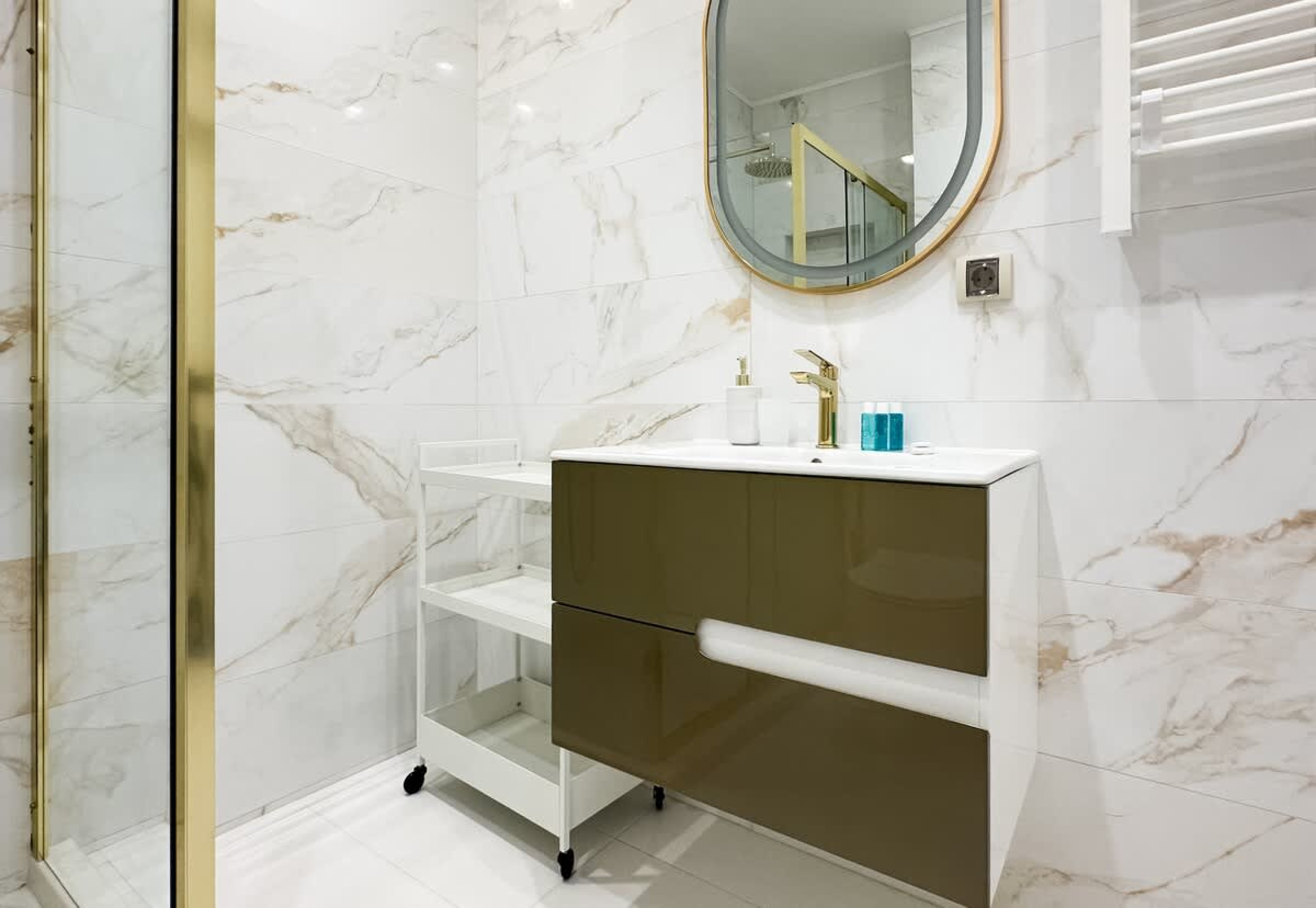 Designer 2BD Apt Near Alexander Nevski Cathedral - Photo 21