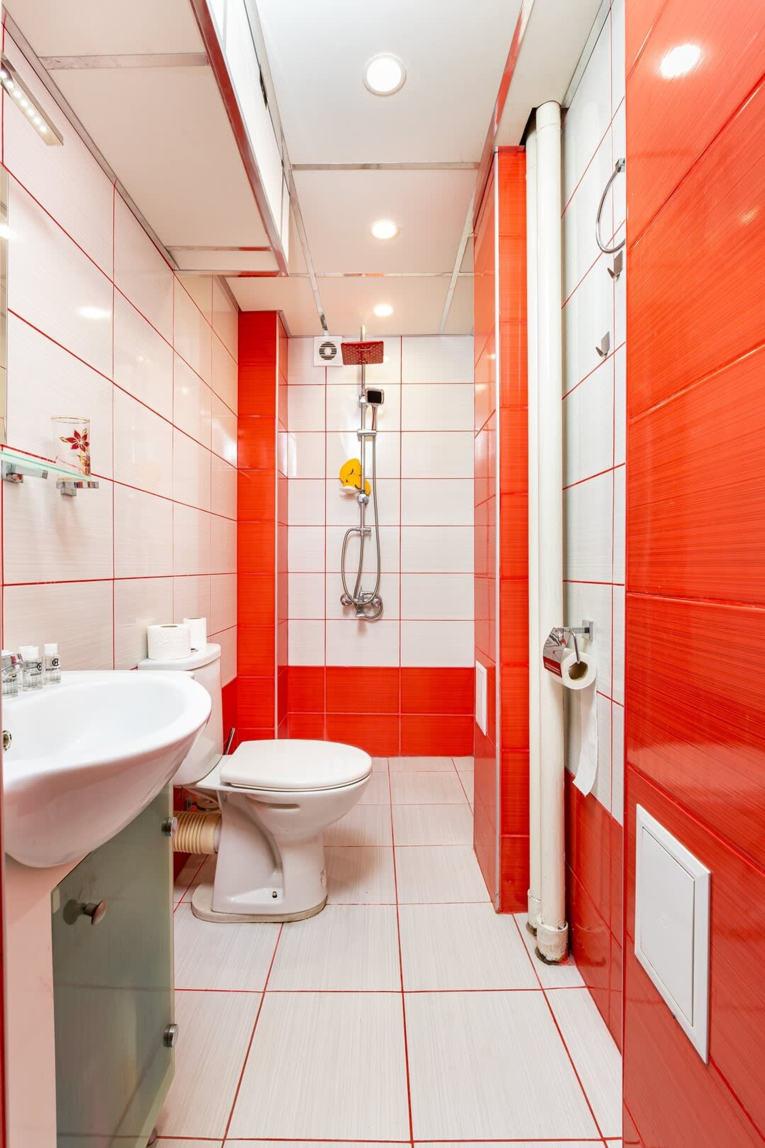 Scoutaround White Logo