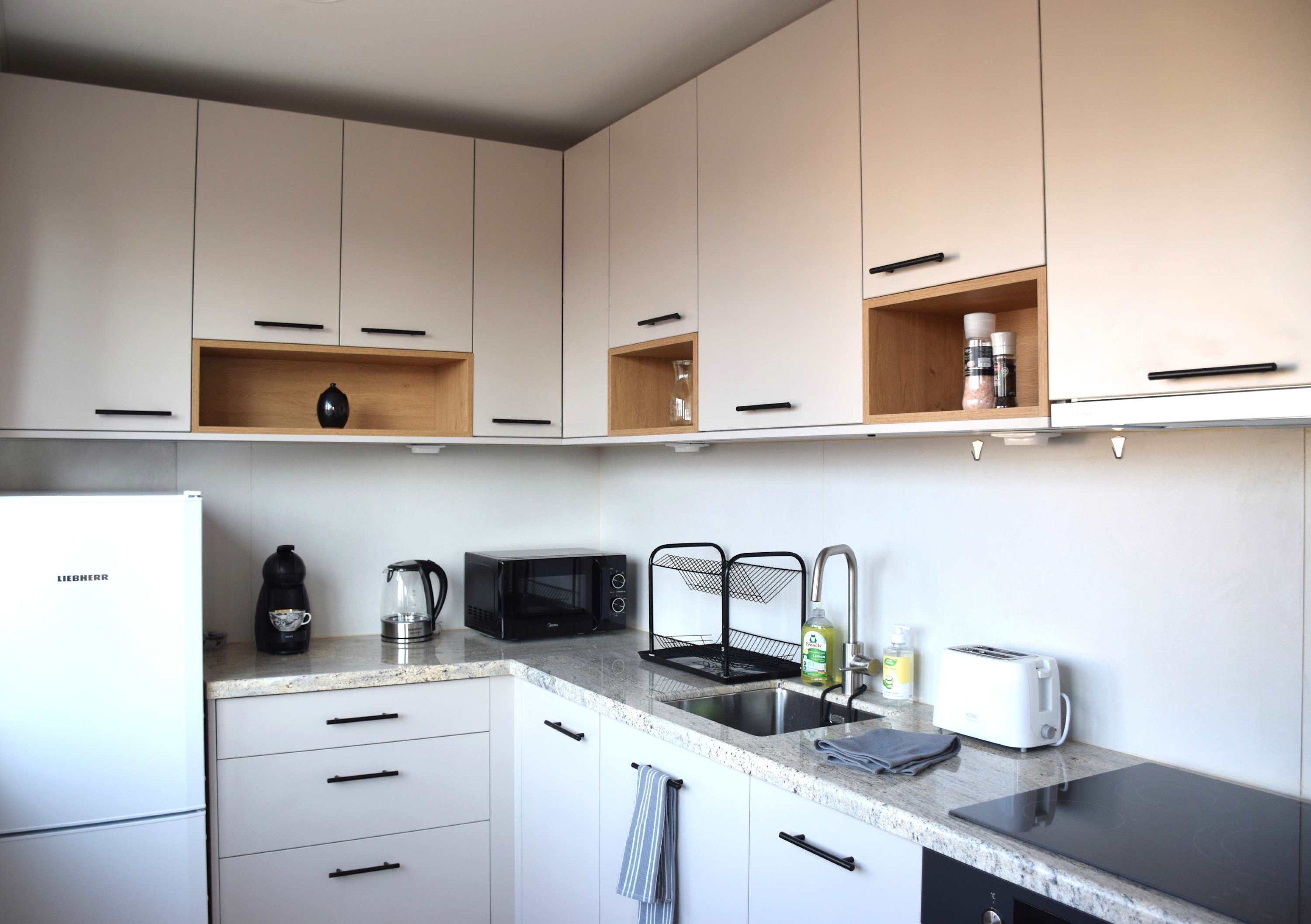 Bright &amp; Cozy 1-Bedroom with Stunning Vitosha View - Photo 24