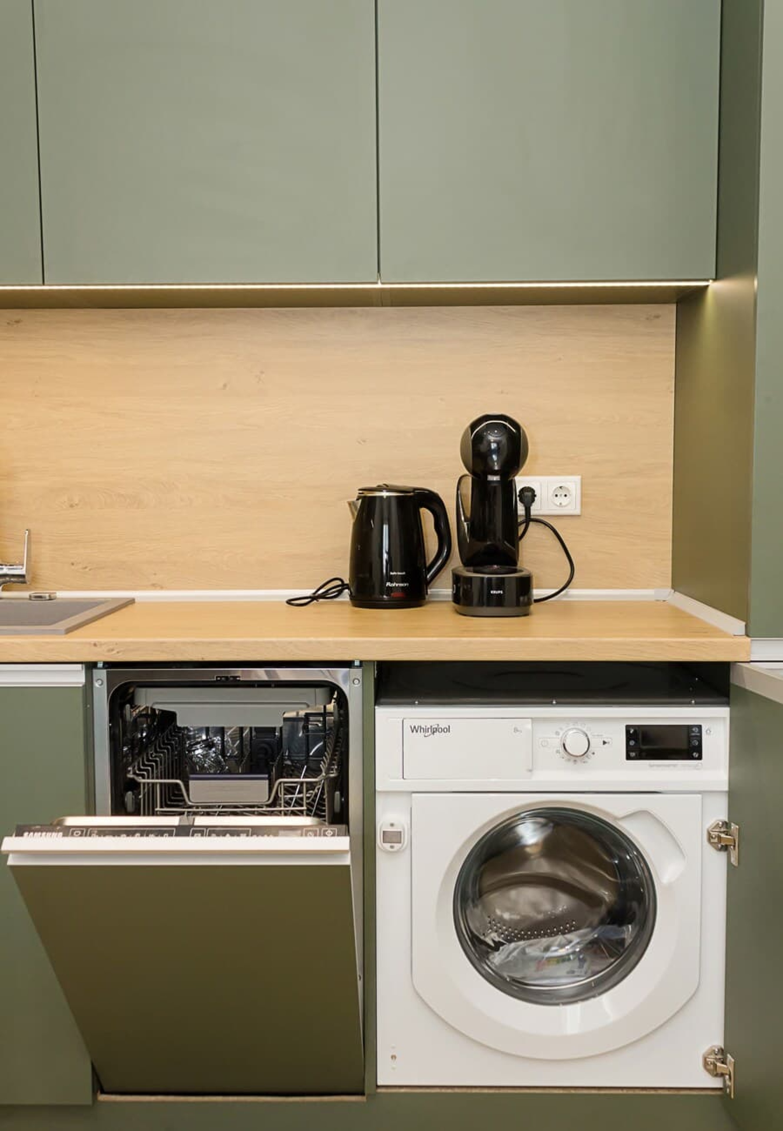 Brand New Modern 1BD Flat with Parking In Chayka - Photo 11