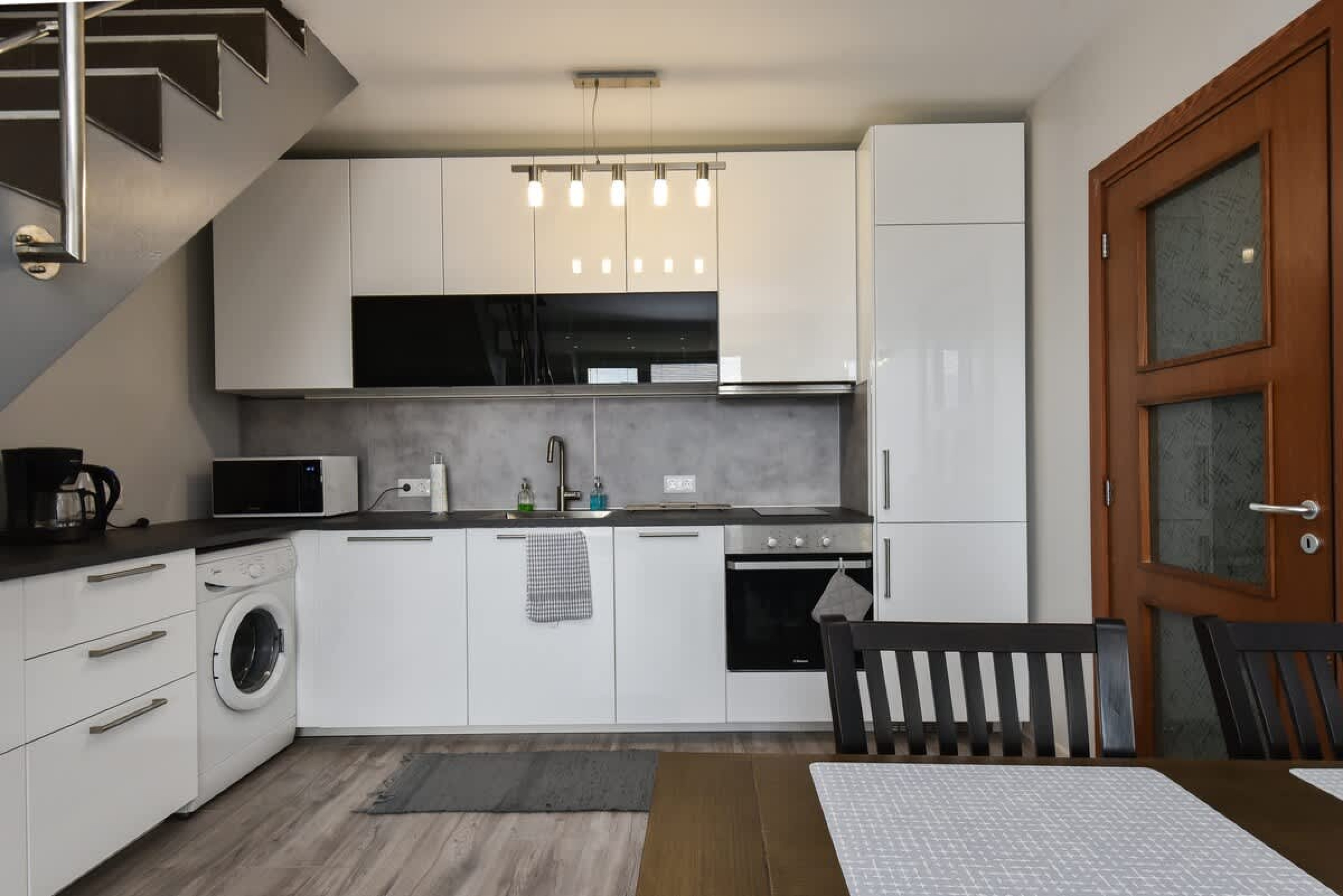 Scoutaround White Logo